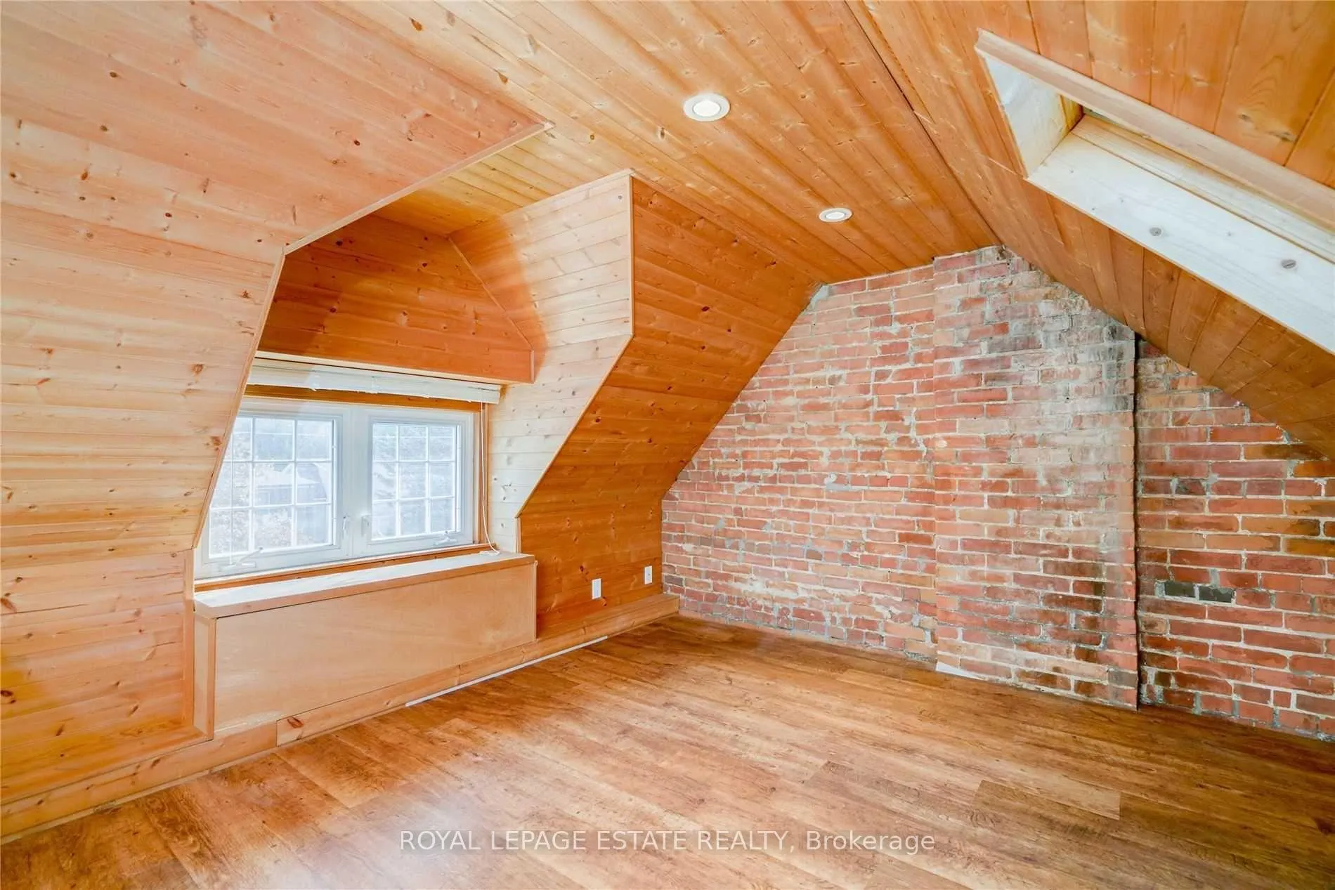 Photo 23 of 292 Silver Birch Avenue, Toronto, The Beaches — HOMEH