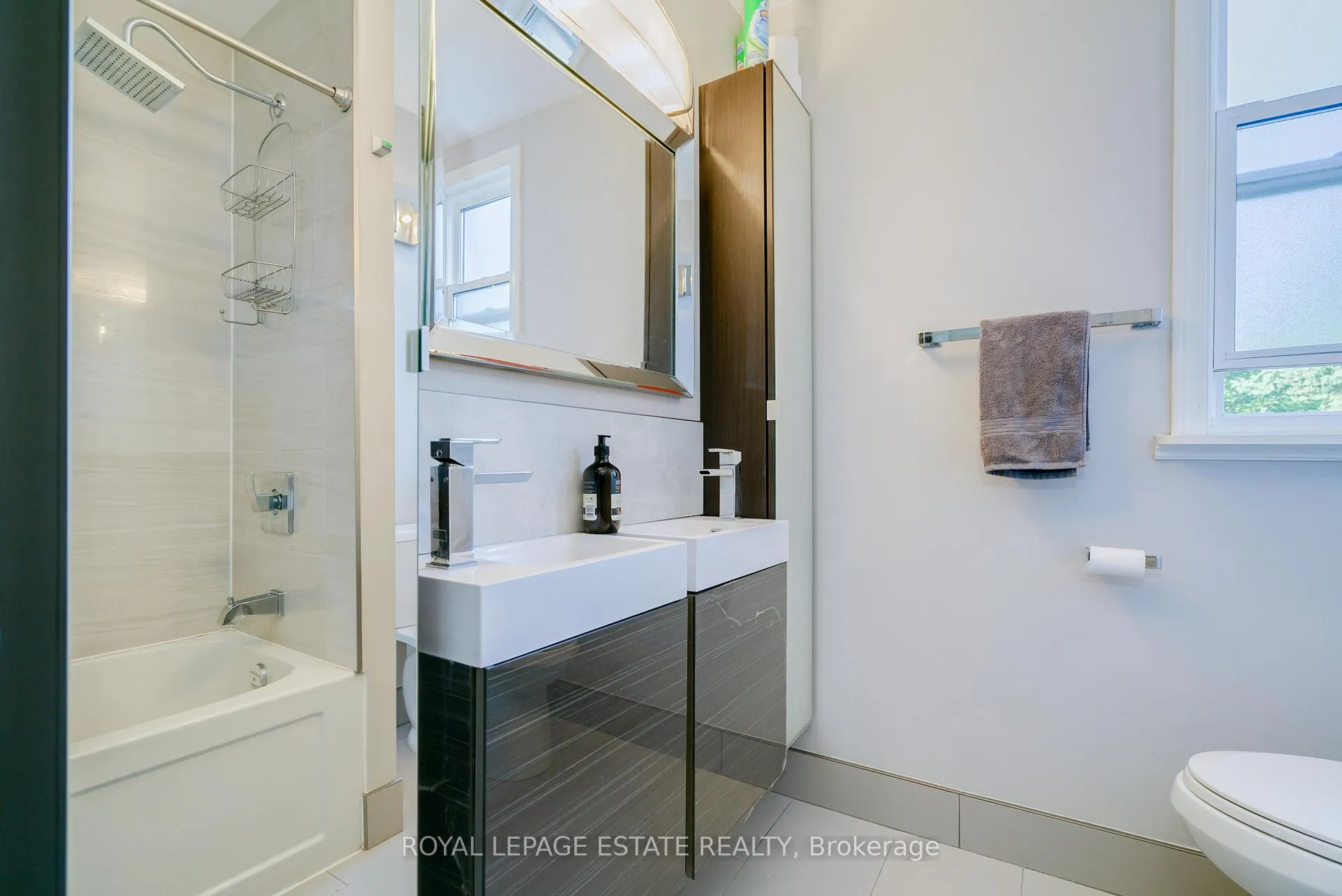 Photo 33 of 292 Silver Birch Avenue, Toronto, The Beaches — HOMEH