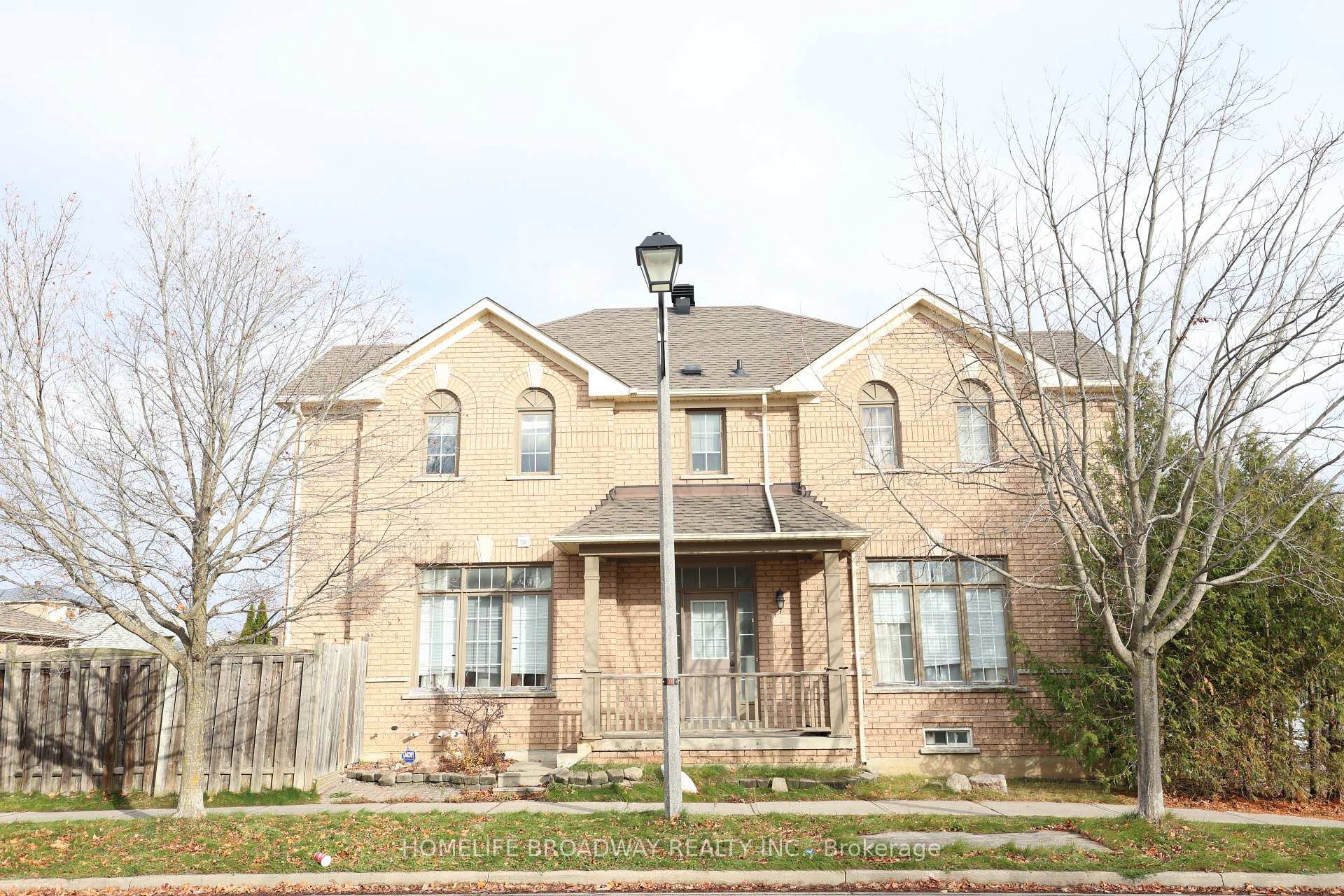 Photo 1 of 2 Catherina Street, Markham, Berczy — HOMEH