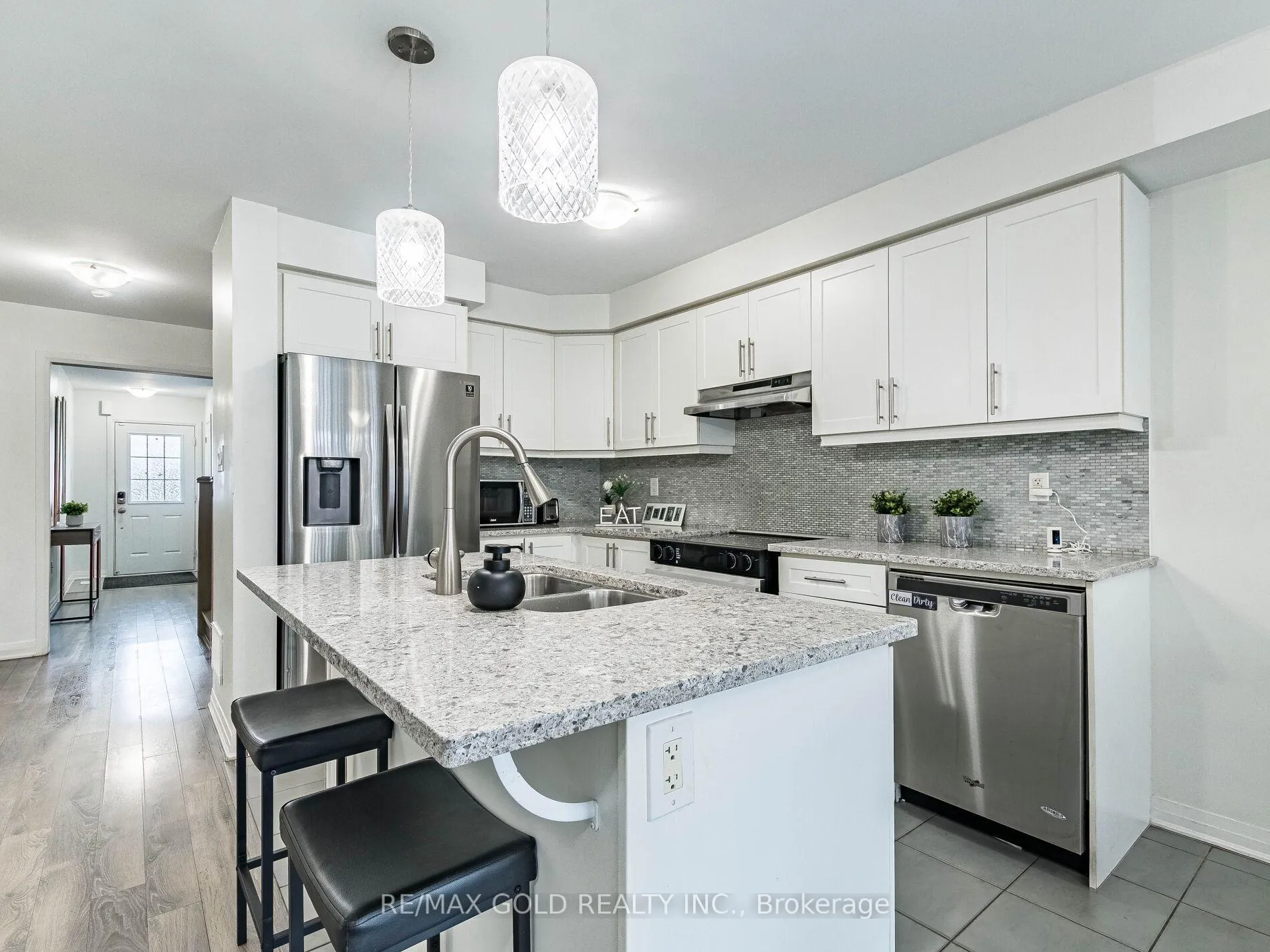 Photo 18 of 19 Lothbury Drive, Brampton, Northwest Brampton — HOMEH
