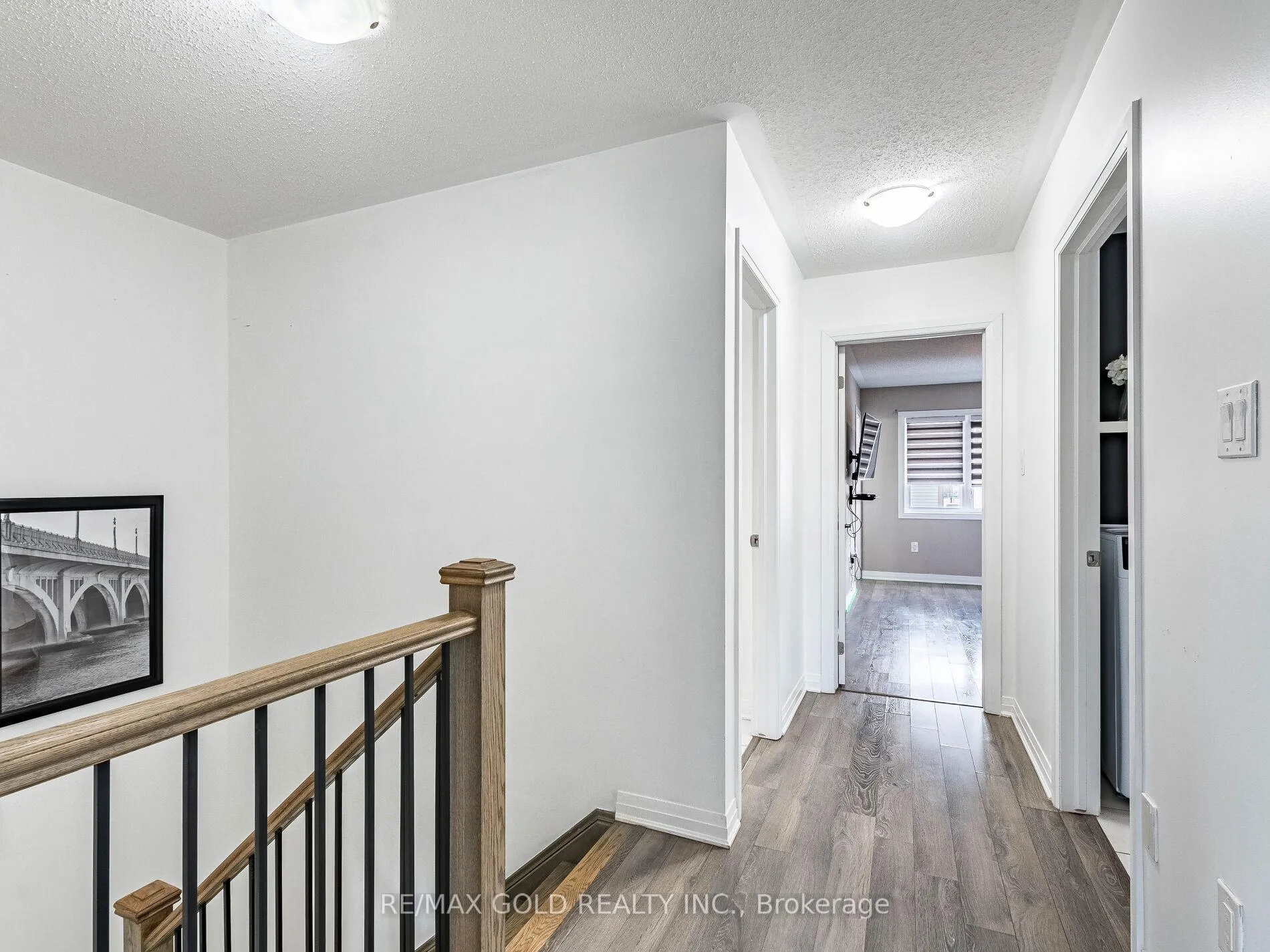 Photo 32 of 19 Lothbury Drive, Brampton, Northwest Brampton — HOMEH