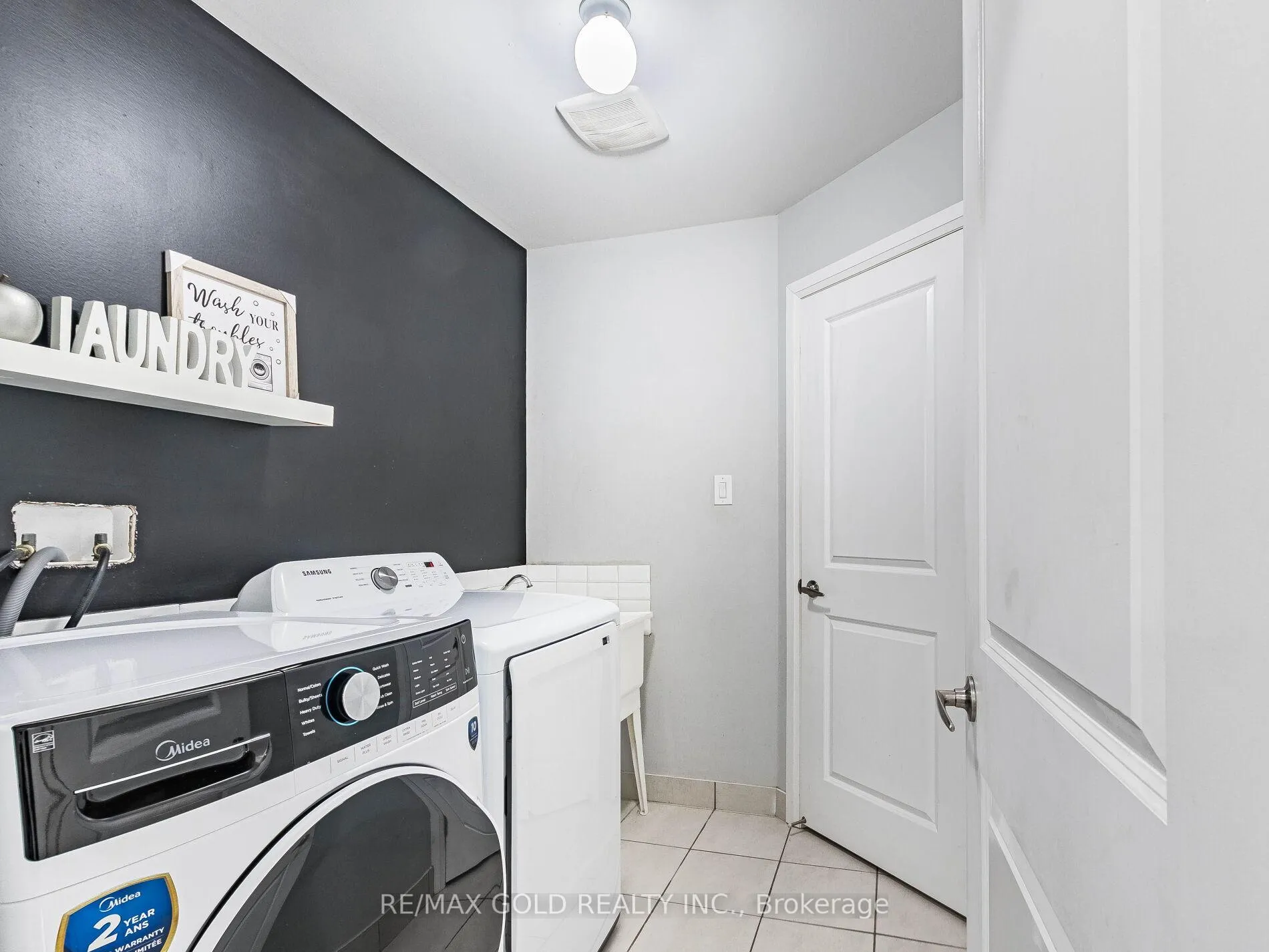 Photo 33 of 19 Lothbury Drive, Brampton, Northwest Brampton — HOMEH