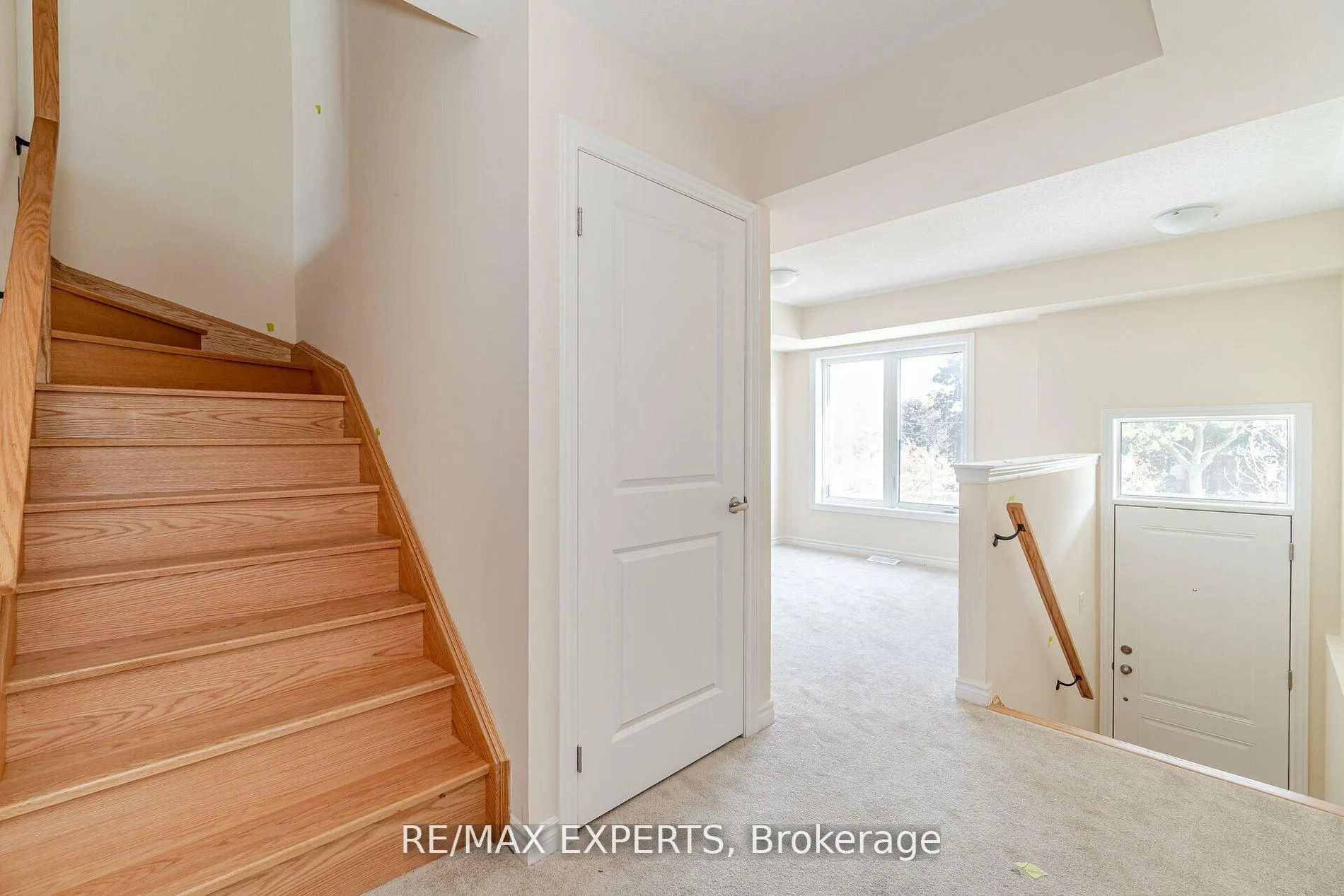 Photo 10 of 402 Okanagan Path, Oshawa, Donevan — HOMEH