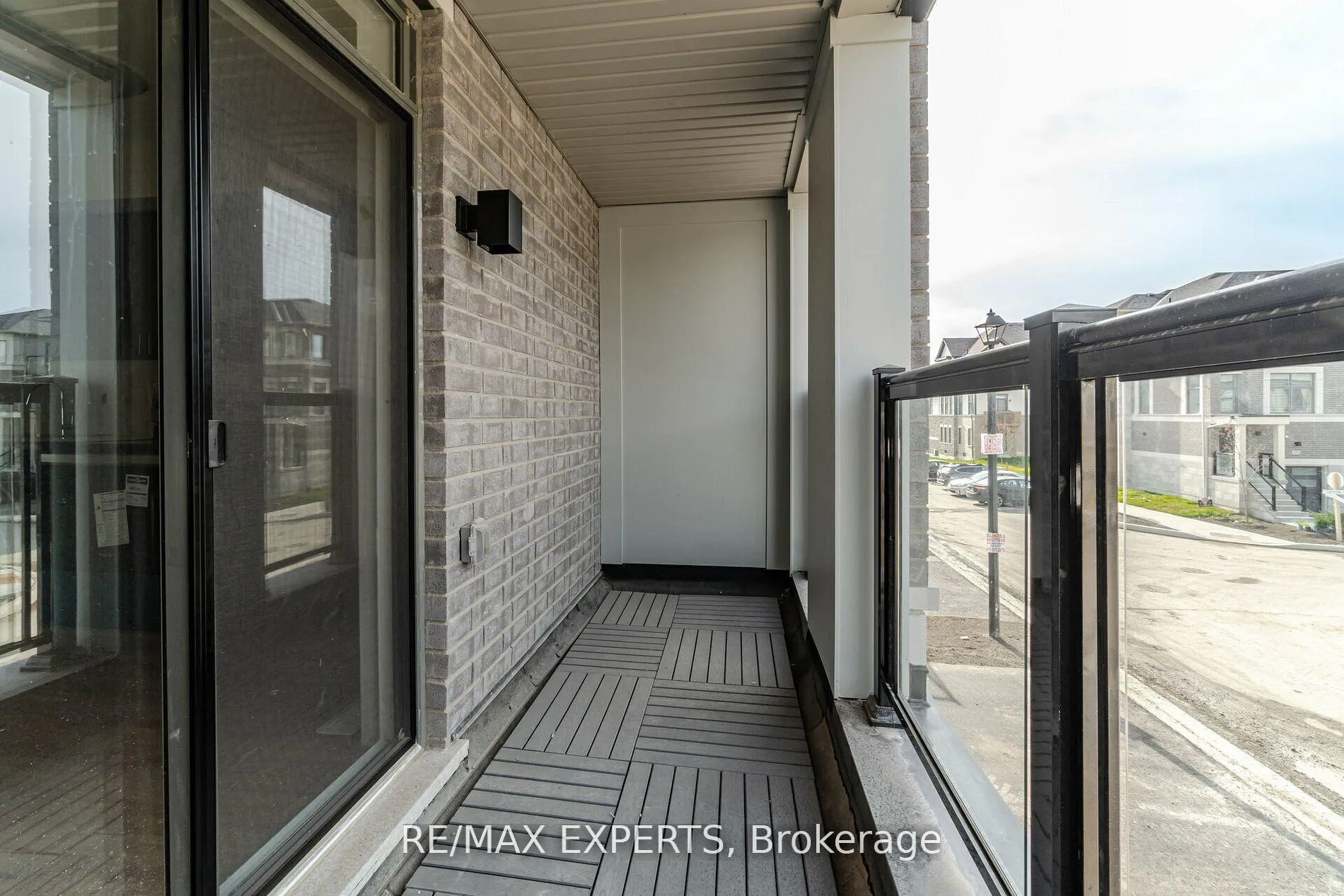 Photo 11 of 402 Okanagan Path, Oshawa, Donevan — HOMEH