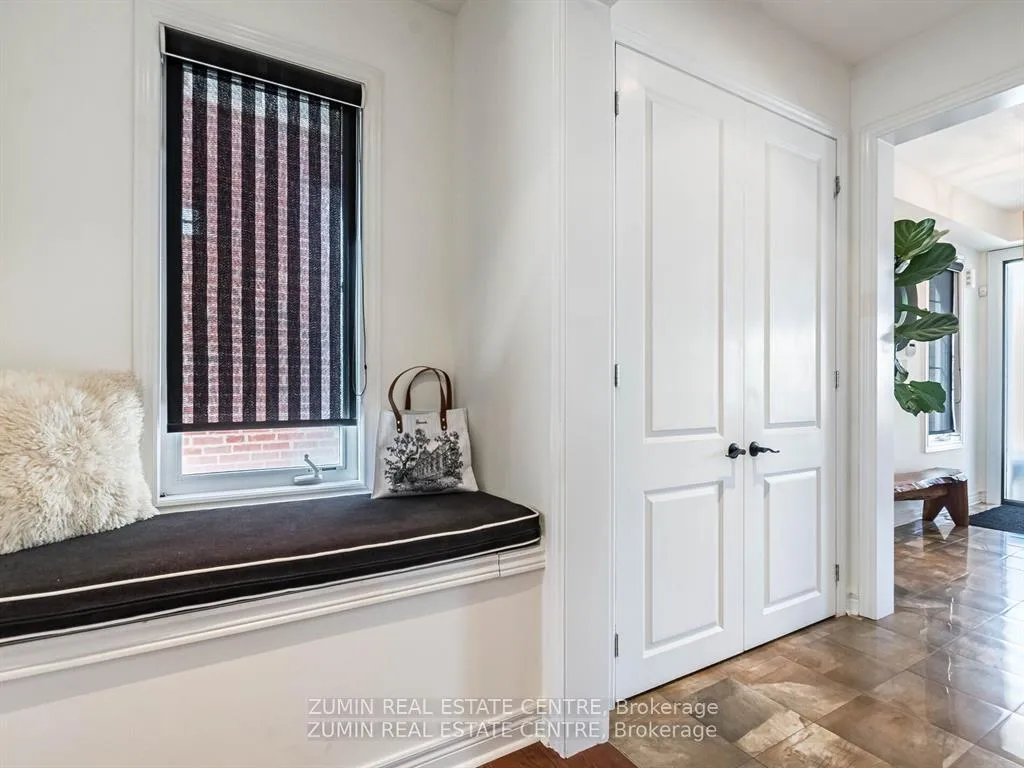 Photo 11 of 15 Garryoaks Drive, Brampton, Bram East — HOMEH