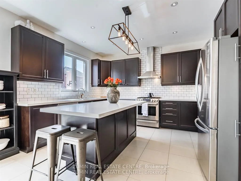 Photo 17 of 15 Garryoaks Drive, Brampton, Bram East — HOMEH