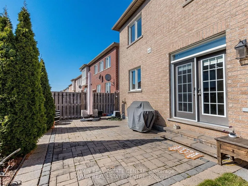 Photo 39 of 15 Garryoaks Drive, Brampton, Bram East — HOMEH