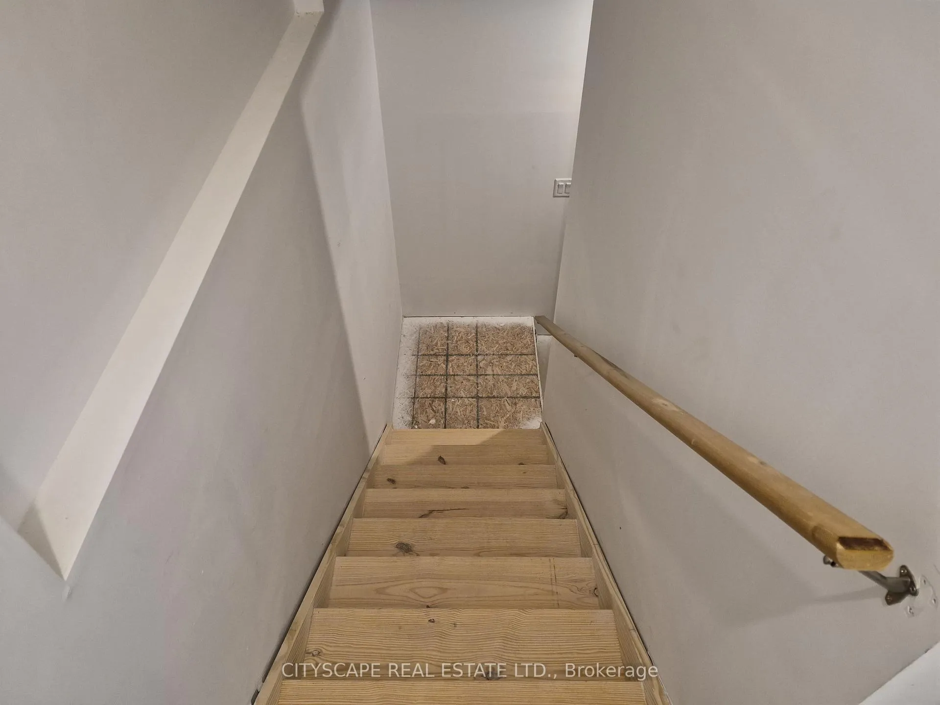 Photo 26 of 7 Saffron Way, Pelham, Fonthill — HOMEH
