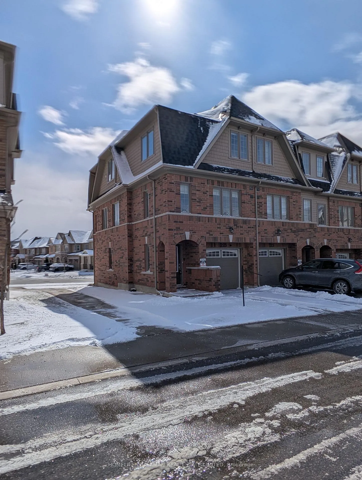 Front of 223 Royal Northern Path N