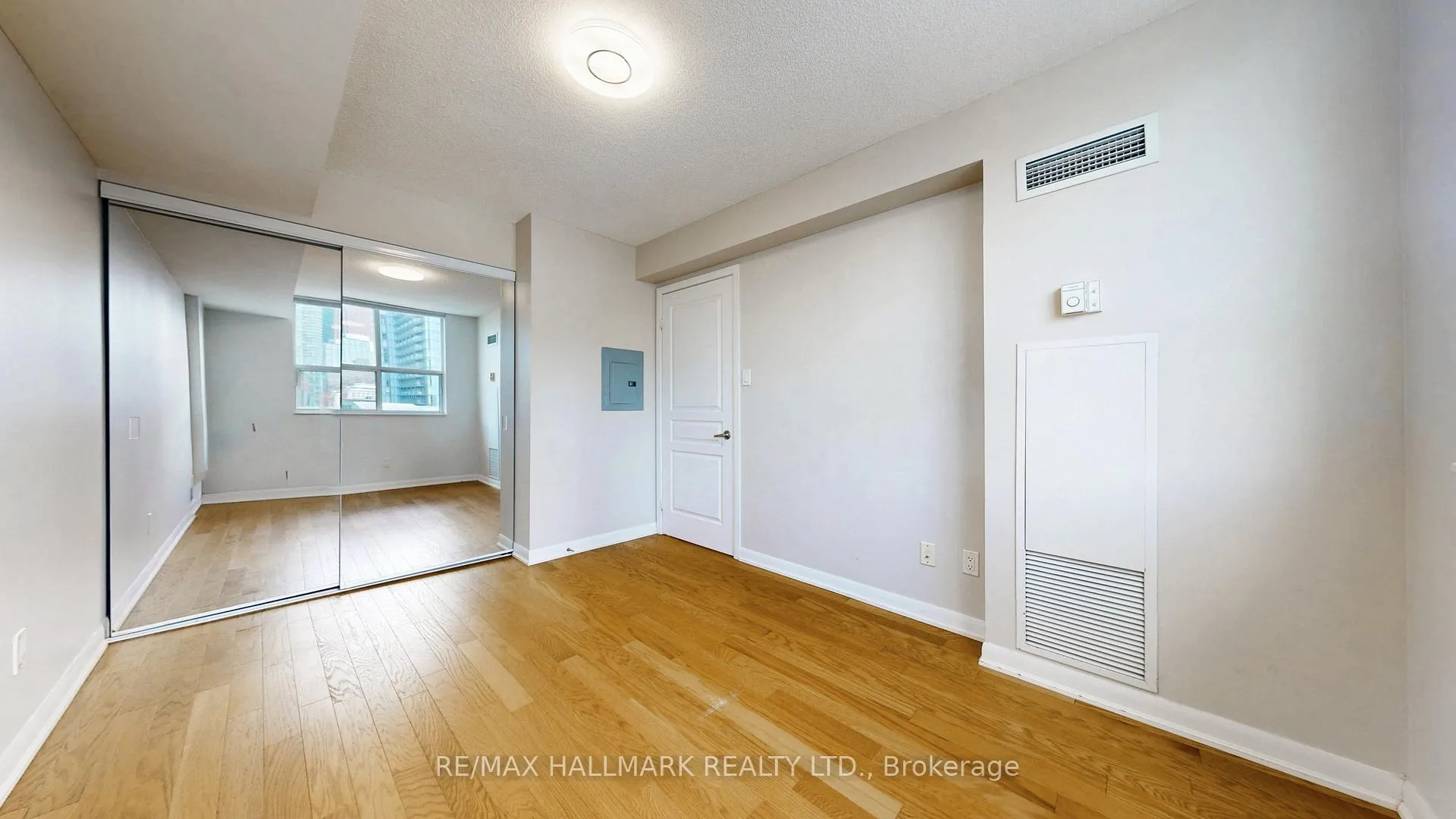 Photo 18 of Unit 1162, 313 Richmond Street E, Toronto, Moss Park — HOMEH
