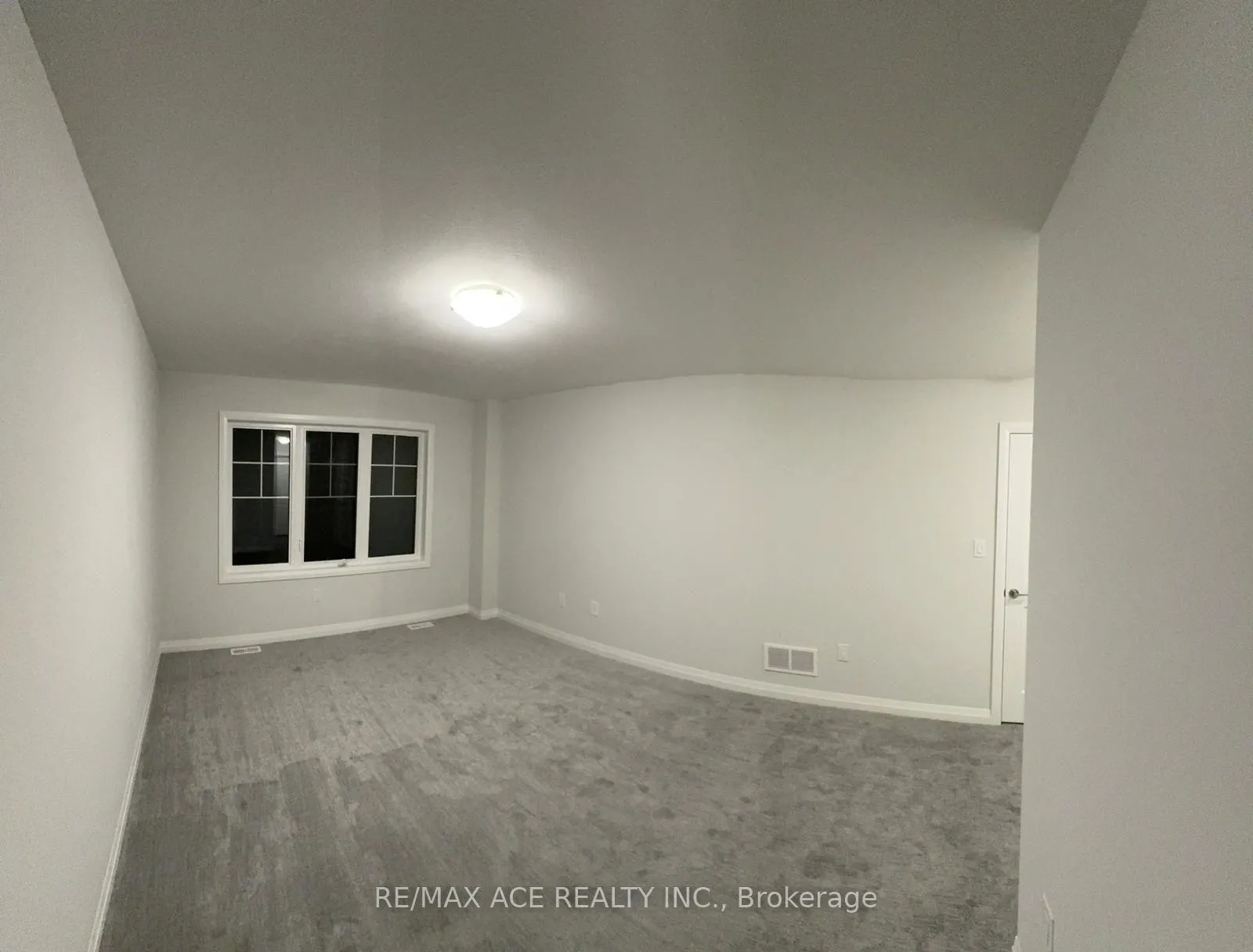 Photo 9 of 132 Alicia Crescent, Thorold, Hurricane/Merrittville — HOMEH