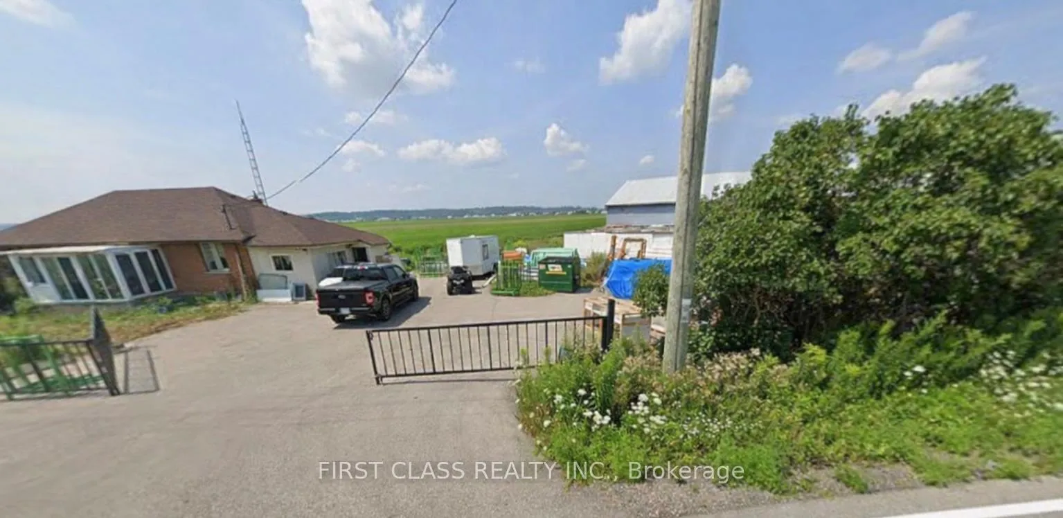 Photo of 230 Woodchoppers Lane