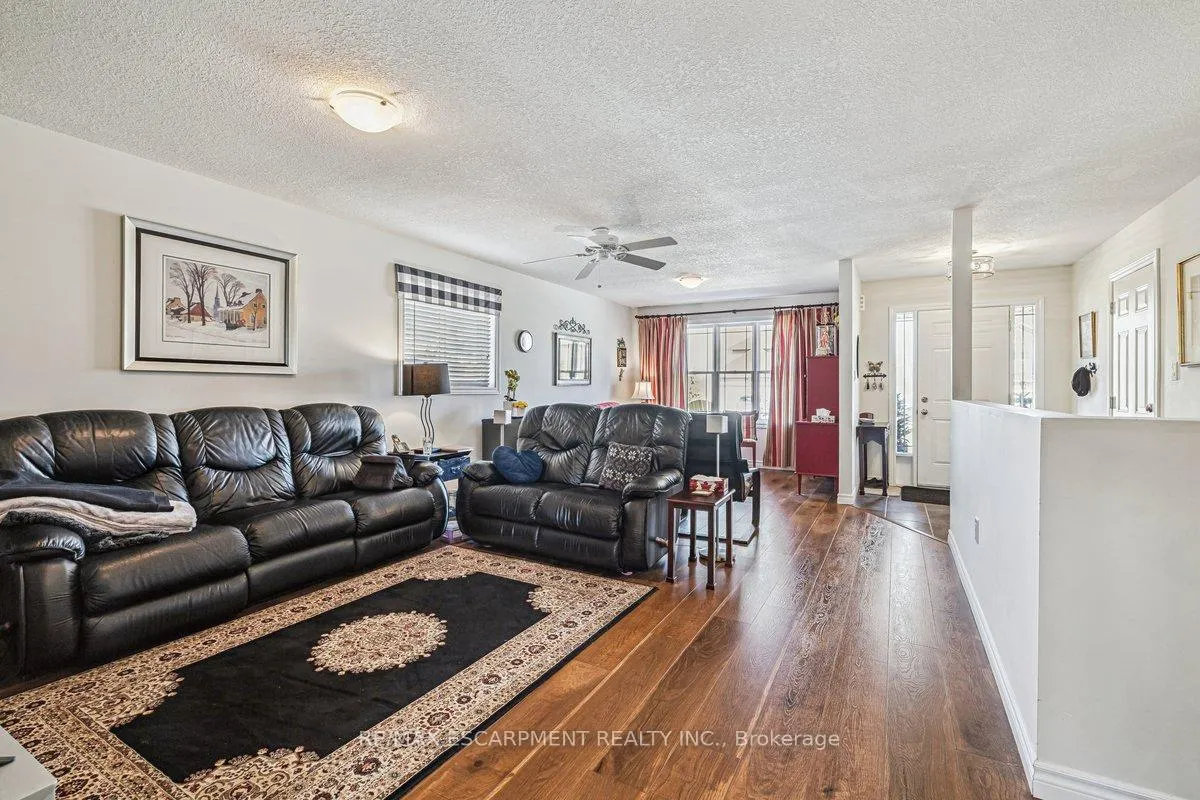 Photo 6 of 20 Hudson Drive, Haldimand — HOMEH