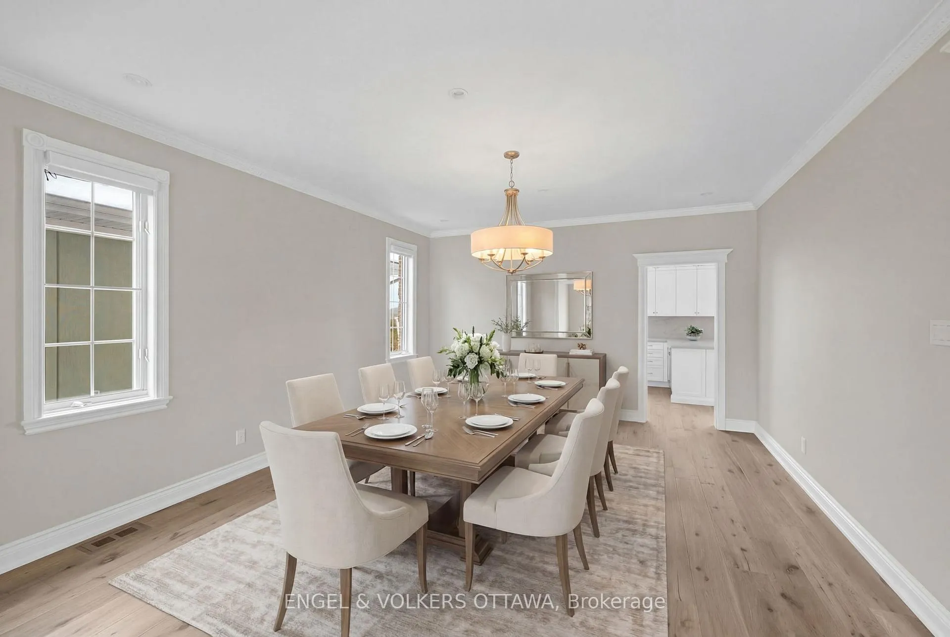 Photo 3 of 6373 Radisson Way, Ottawa, Hiawatha Park/Convent Glen — HOMEH
