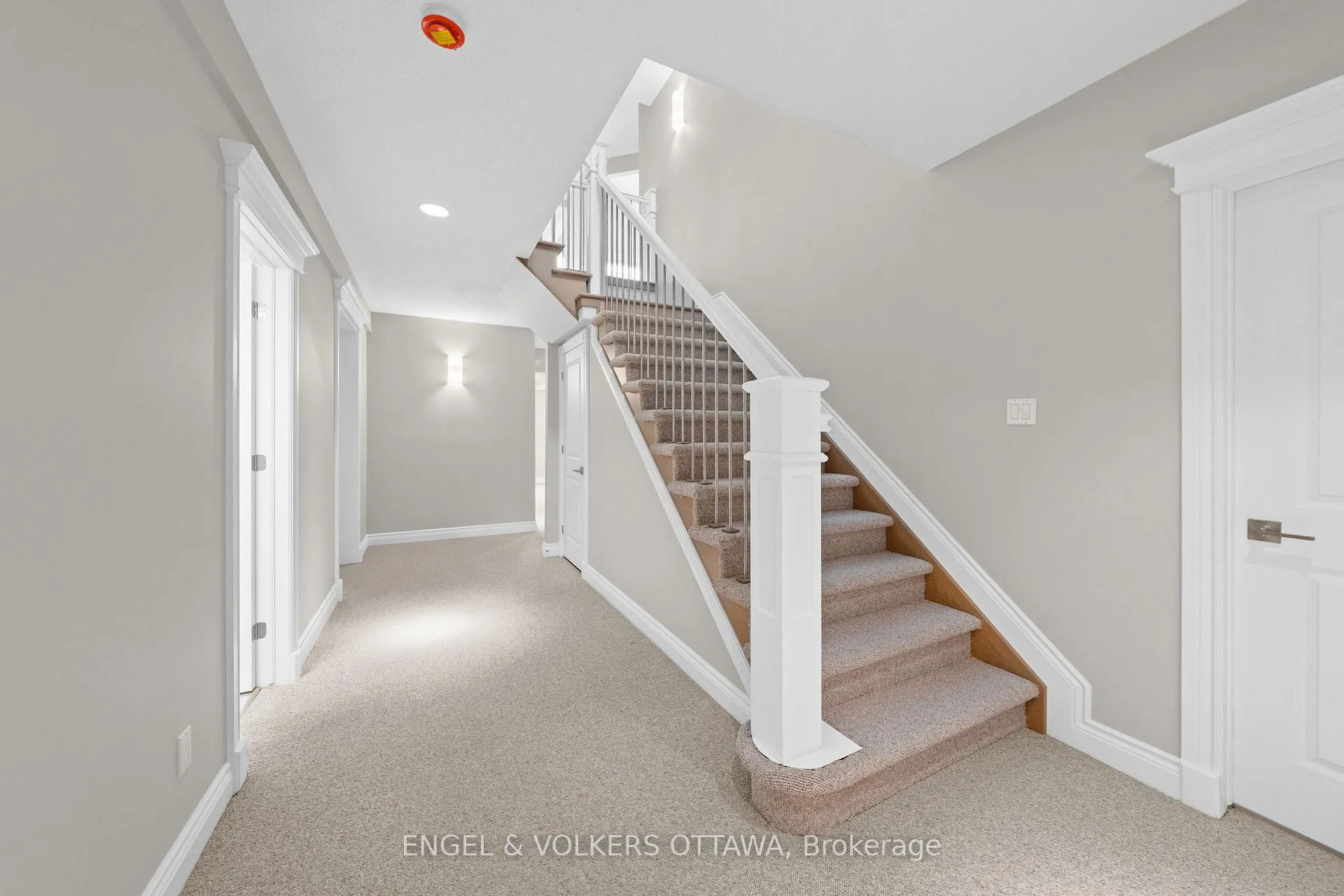 Photo 13 of 6373 Radisson Way, Ottawa, Hiawatha Park/Convent Glen — HOMEH