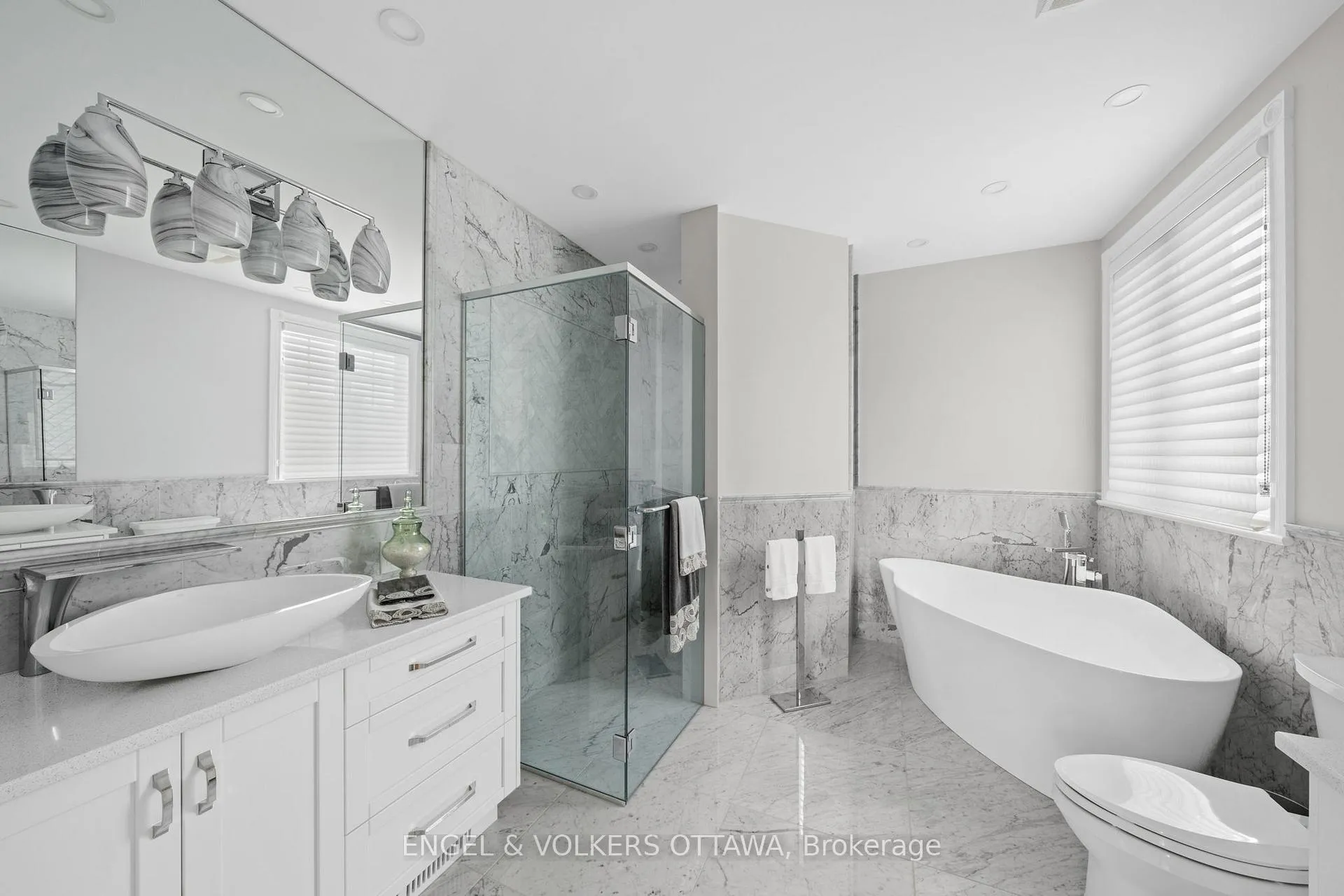 Photo 8 of 6373 Radisson Way, Ottawa, Hiawatha Park/Convent Glen — HOMEH