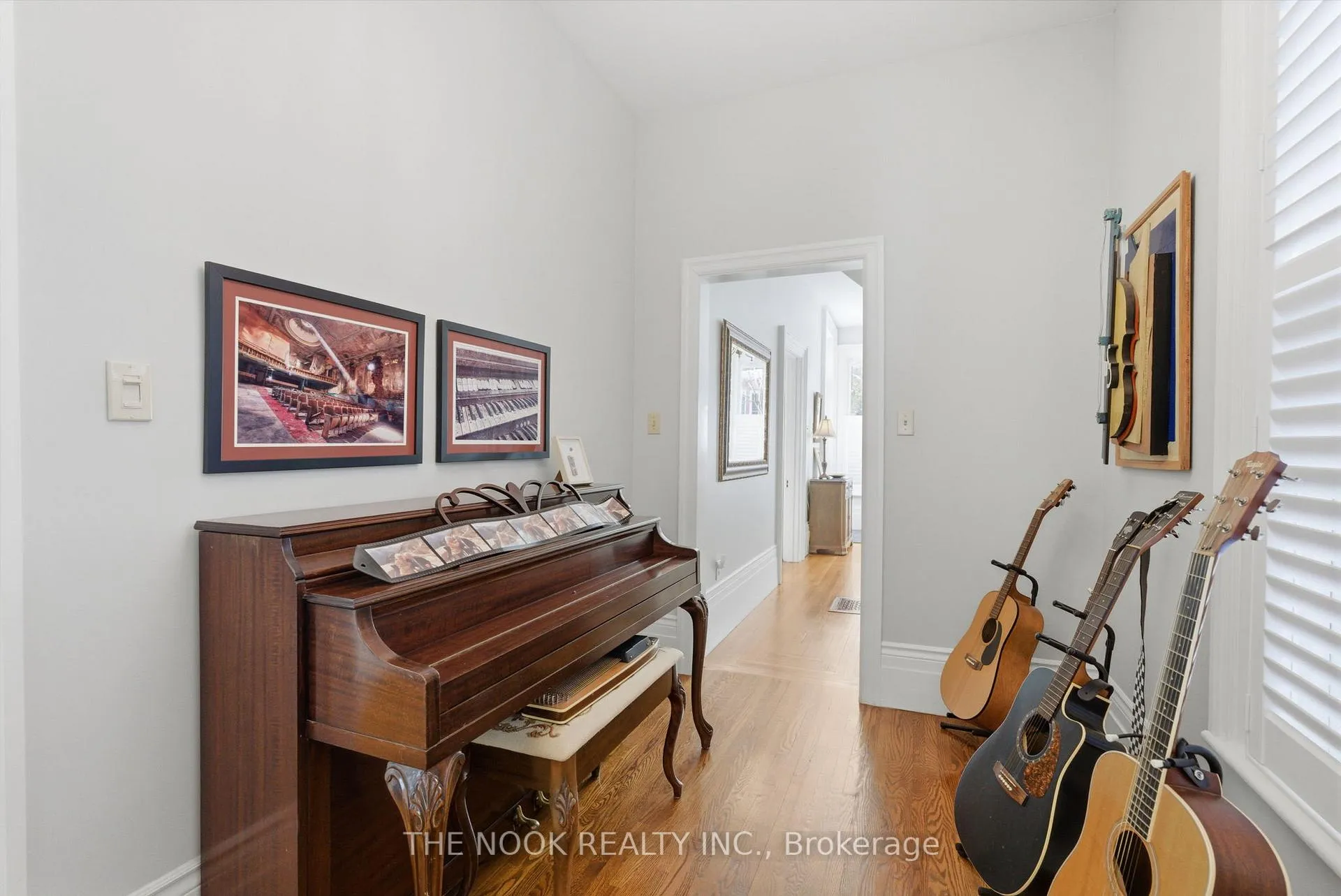 Photo 14 of 39 Centre Street, Clarington, Bowmanville — HOMEH