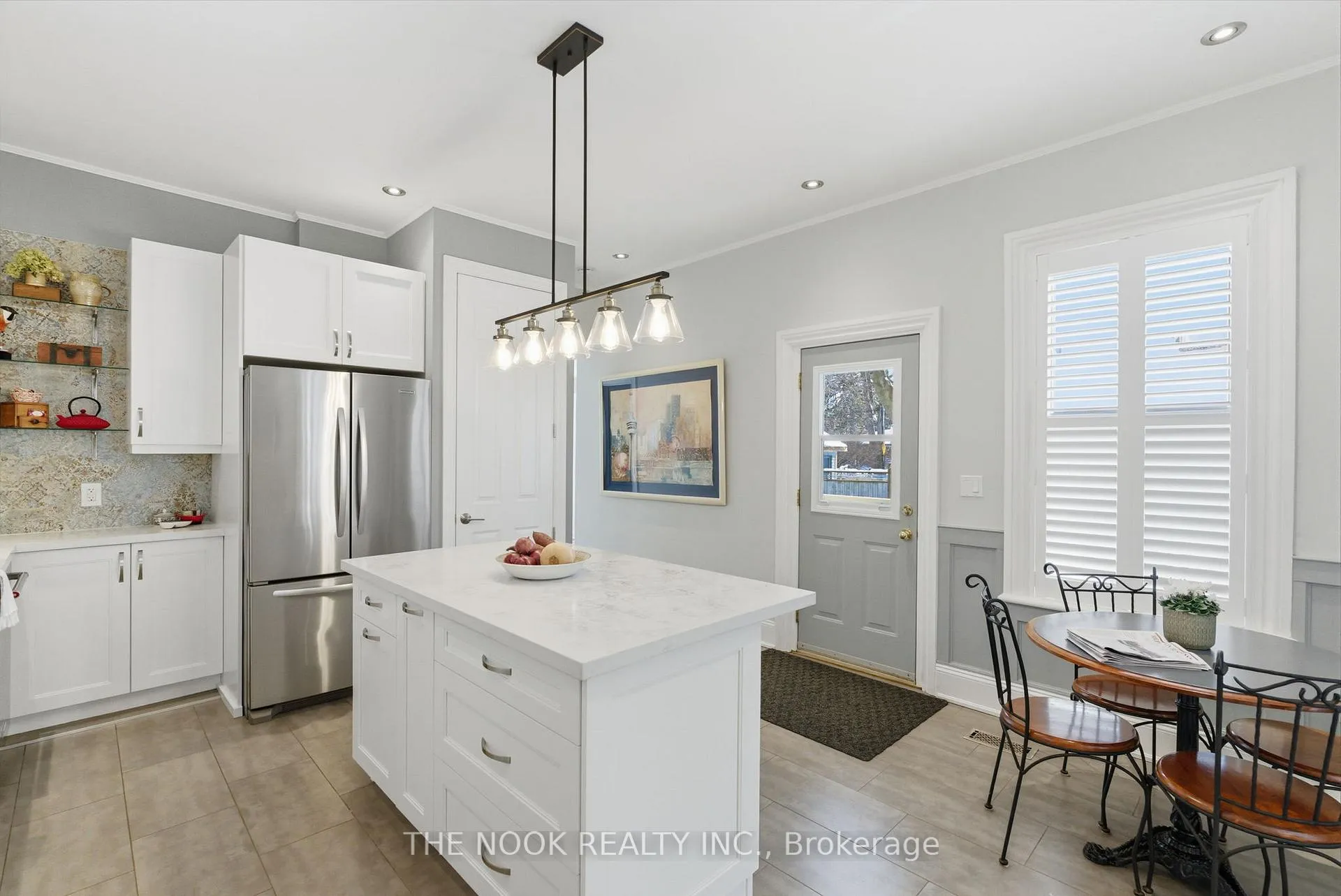 Photo 18 of 39 Centre Street, Clarington, Bowmanville — HOMEH