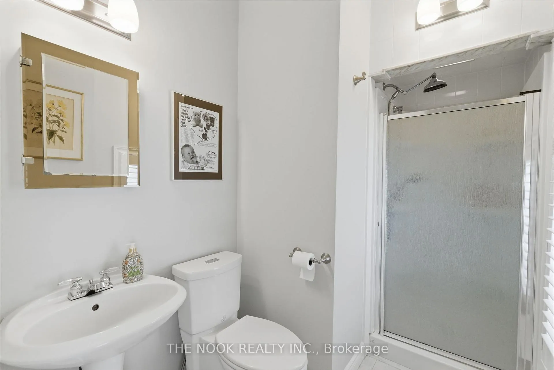 Photo 33 of 39 Centre Street, Clarington, Bowmanville — HOMEH