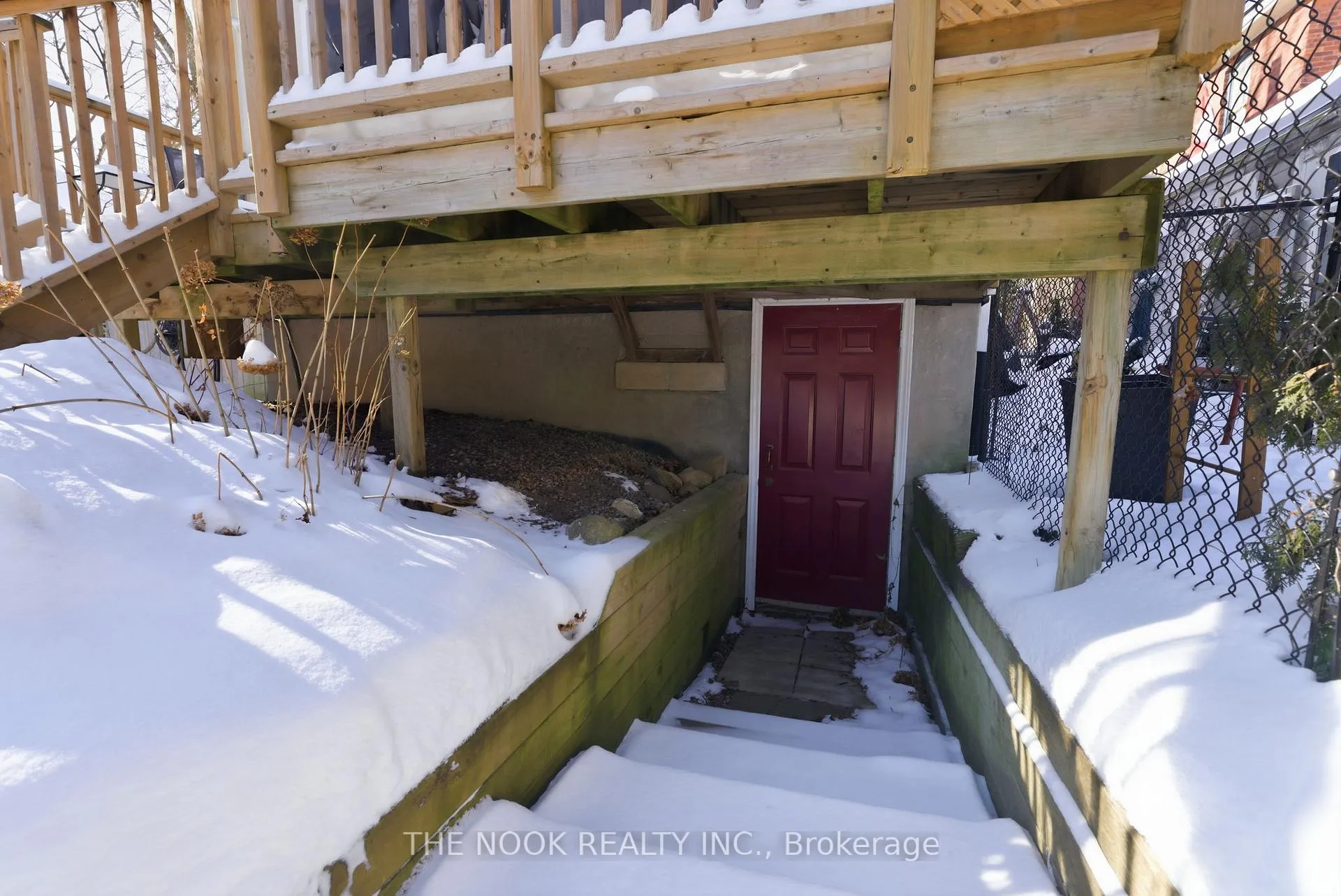 Photo 49 of 39 Centre Street, Clarington, Bowmanville — HOMEH
