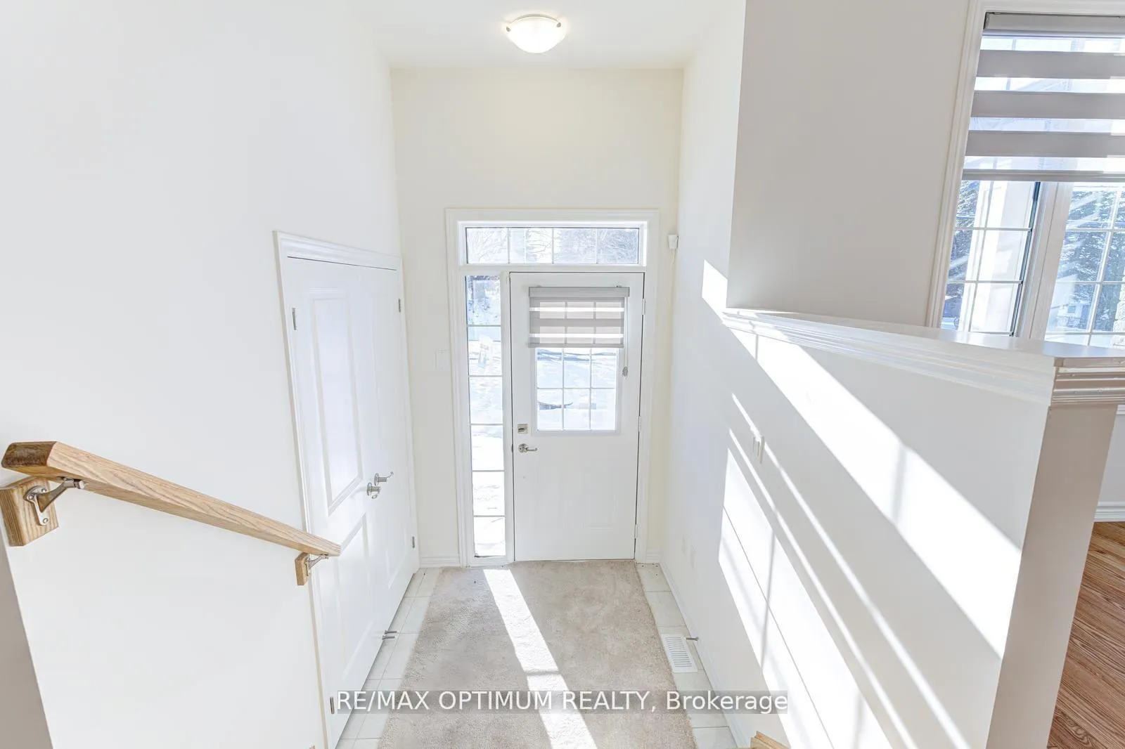 Photo 5 of Unit 2, 305 Garner Road W, Hamilton, Ancaster — HOMEH