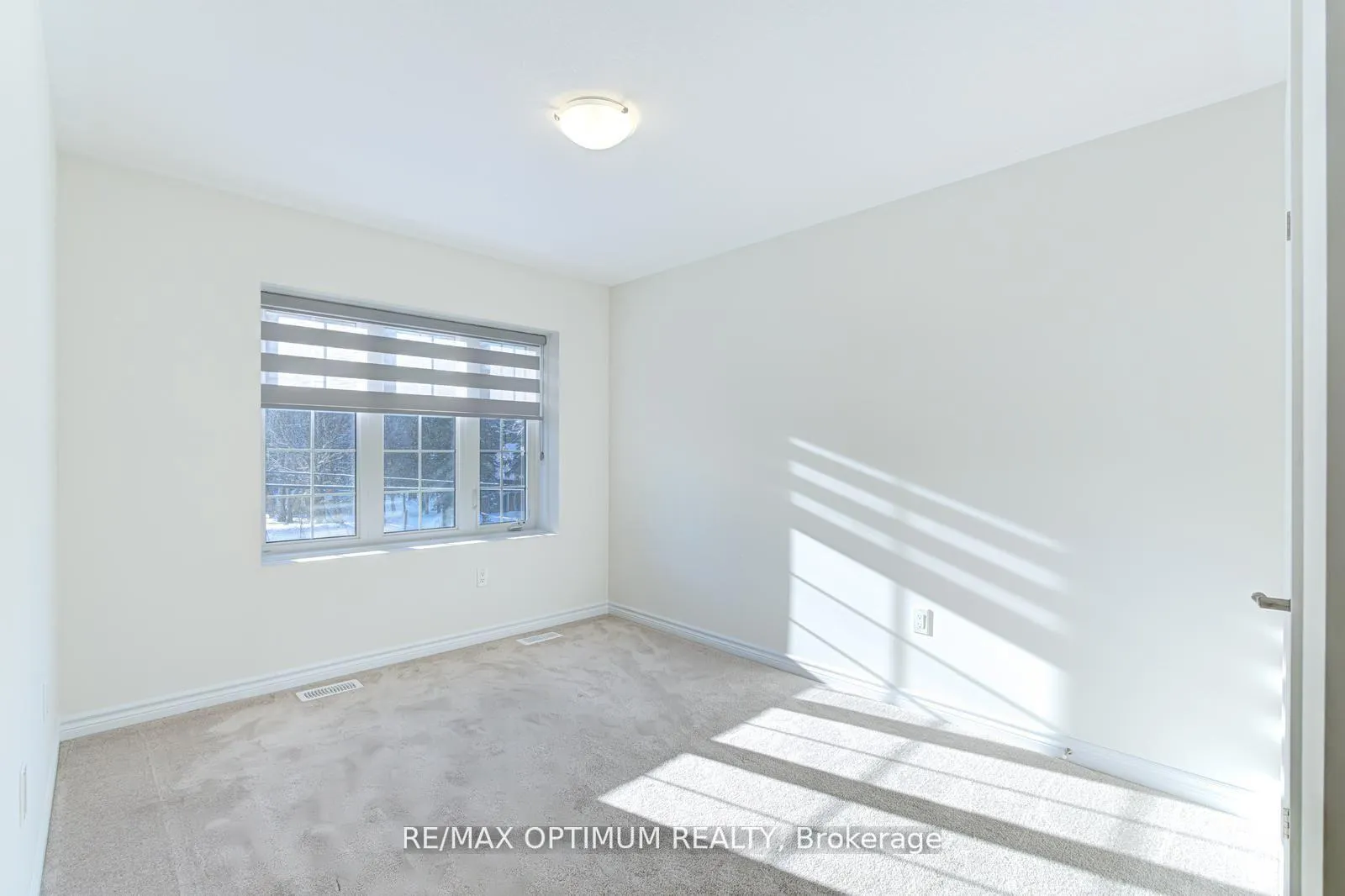 Photo 26 of Unit 2, 305 Garner Road W, Hamilton, Ancaster — HOMEH