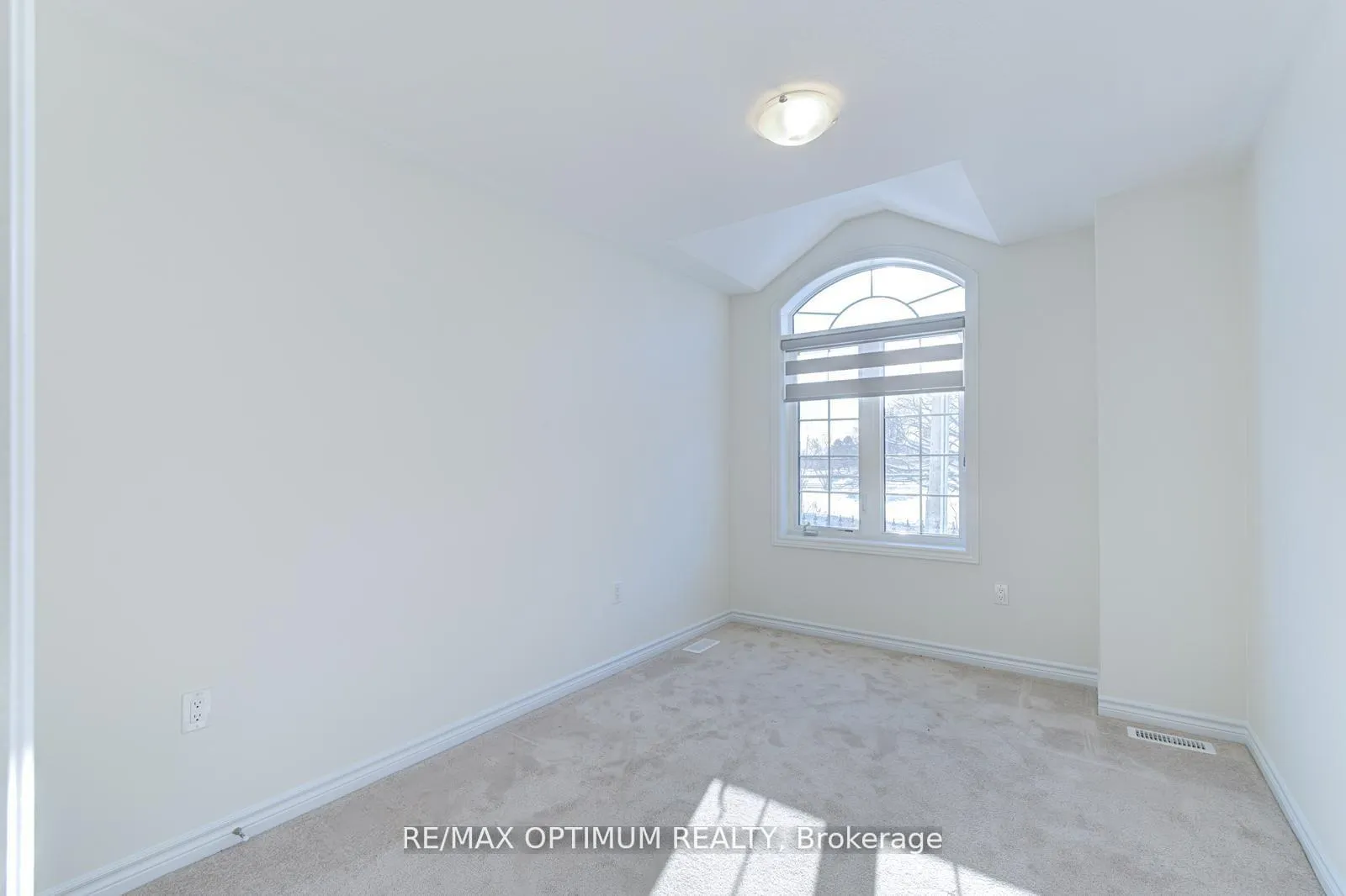 Photo 28 of Unit 2, 305 Garner Road W, Hamilton, Ancaster — HOMEH