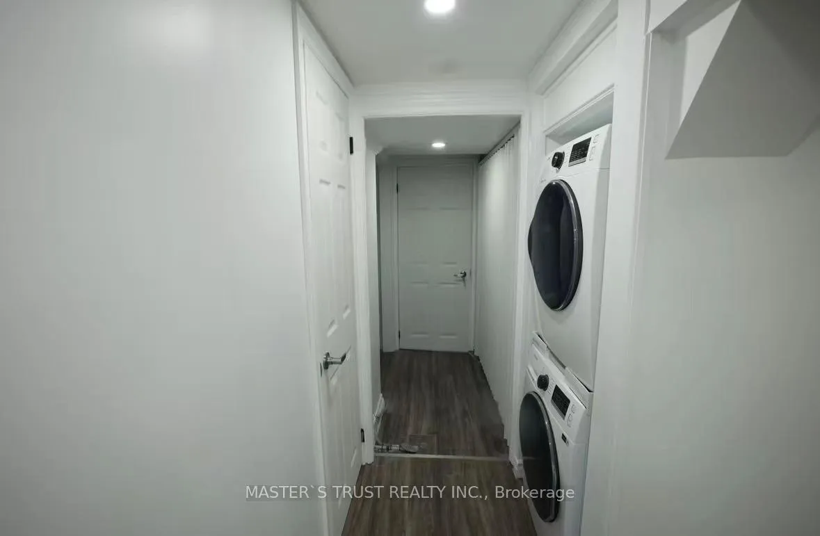 Photo 5 of 16 Hastings Boulevard, Guelph, Grange Road — HOMEH