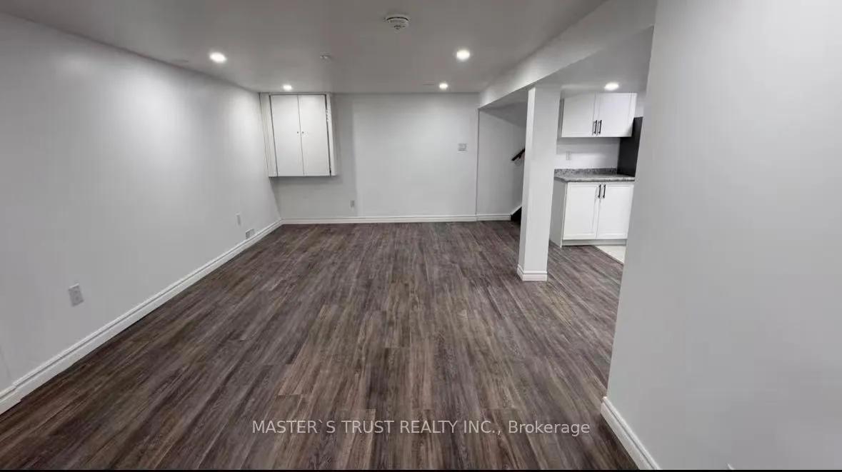 Photo 10 of 16 Hastings Boulevard, Guelph, Grange Road — HOMEH