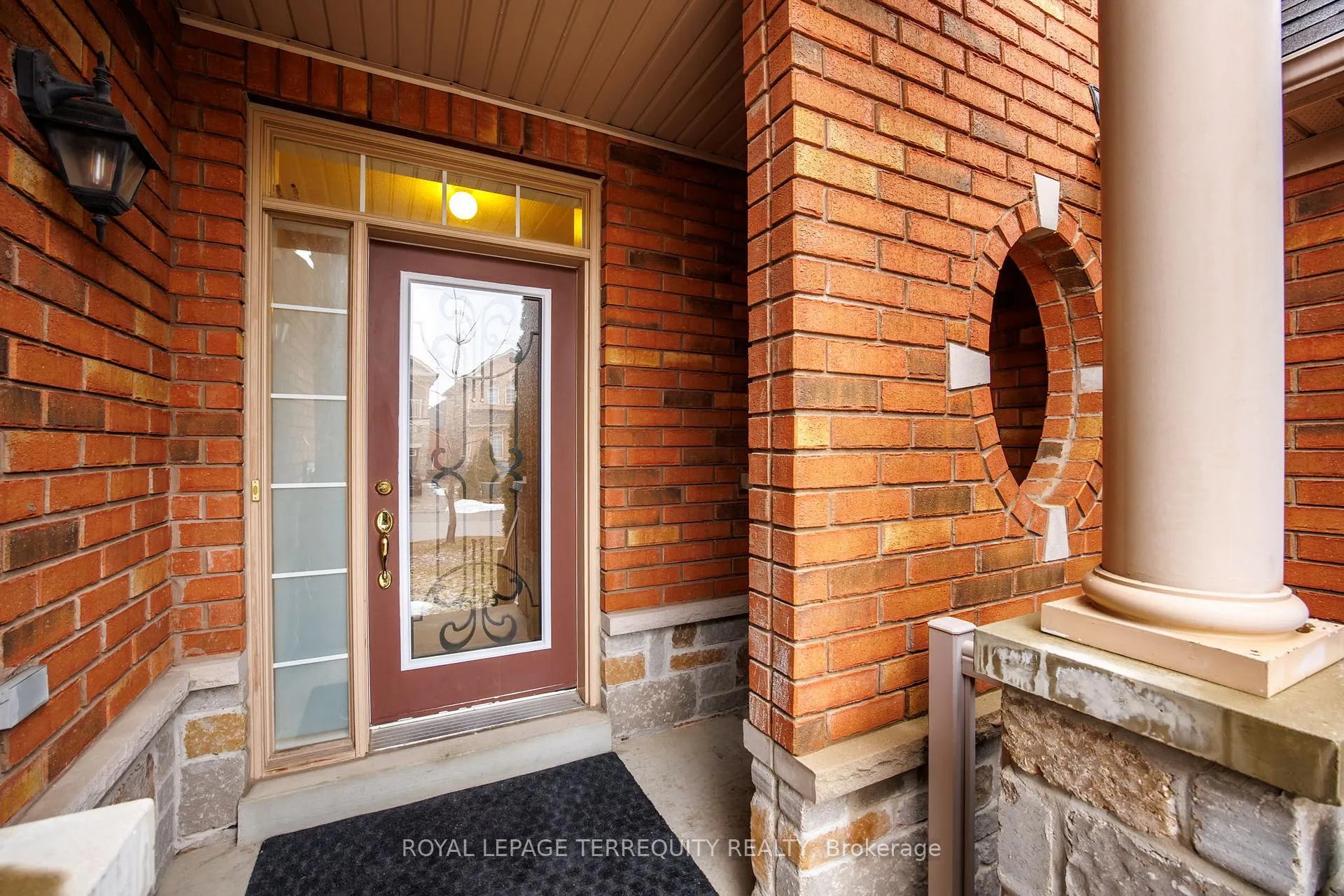 Photo 4 of 70 Degas Drive, Vaughan, Patterson — HOMEH