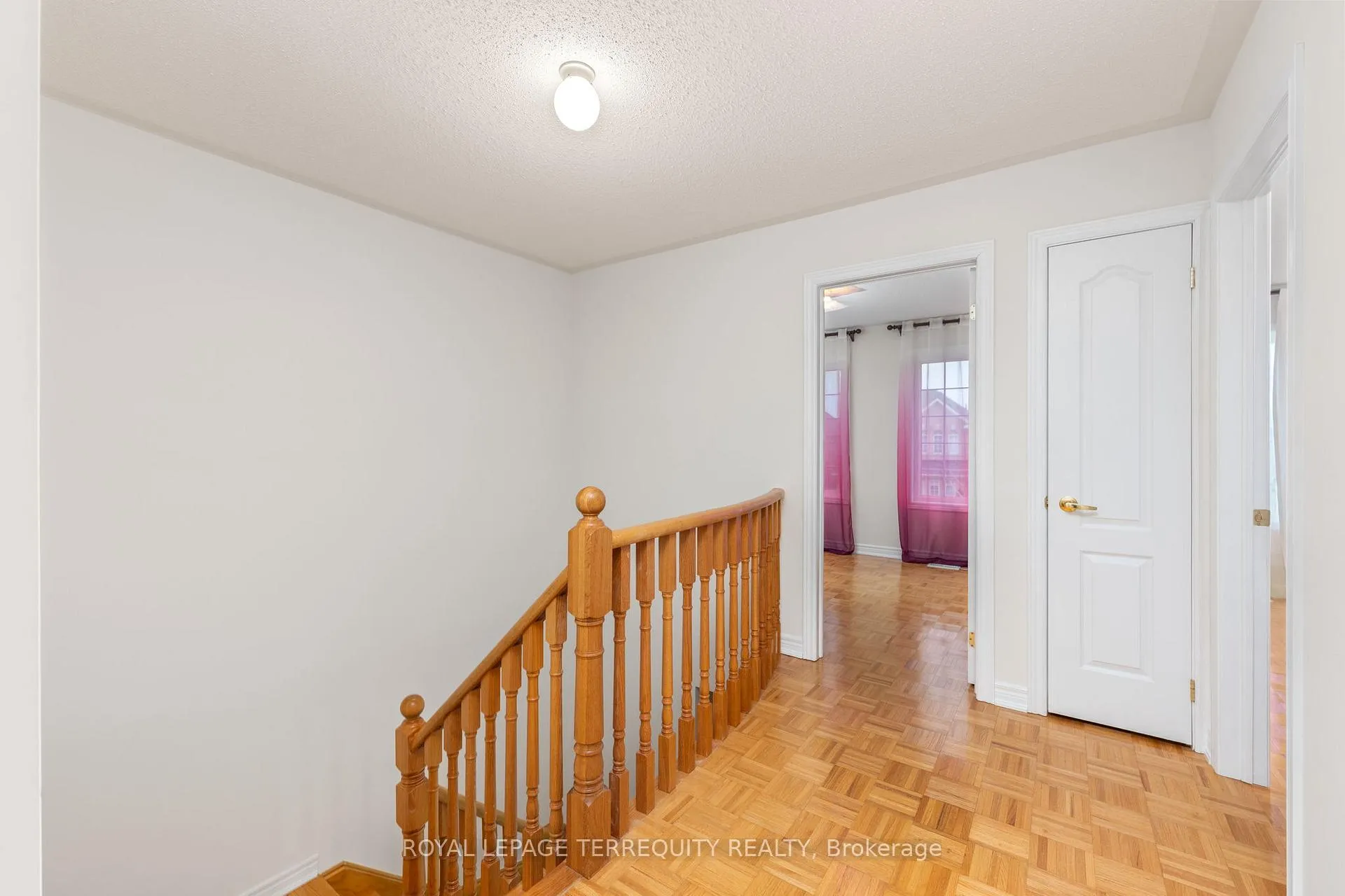 Photo 26 of 70 Degas Drive, Vaughan, Patterson — HOMEH