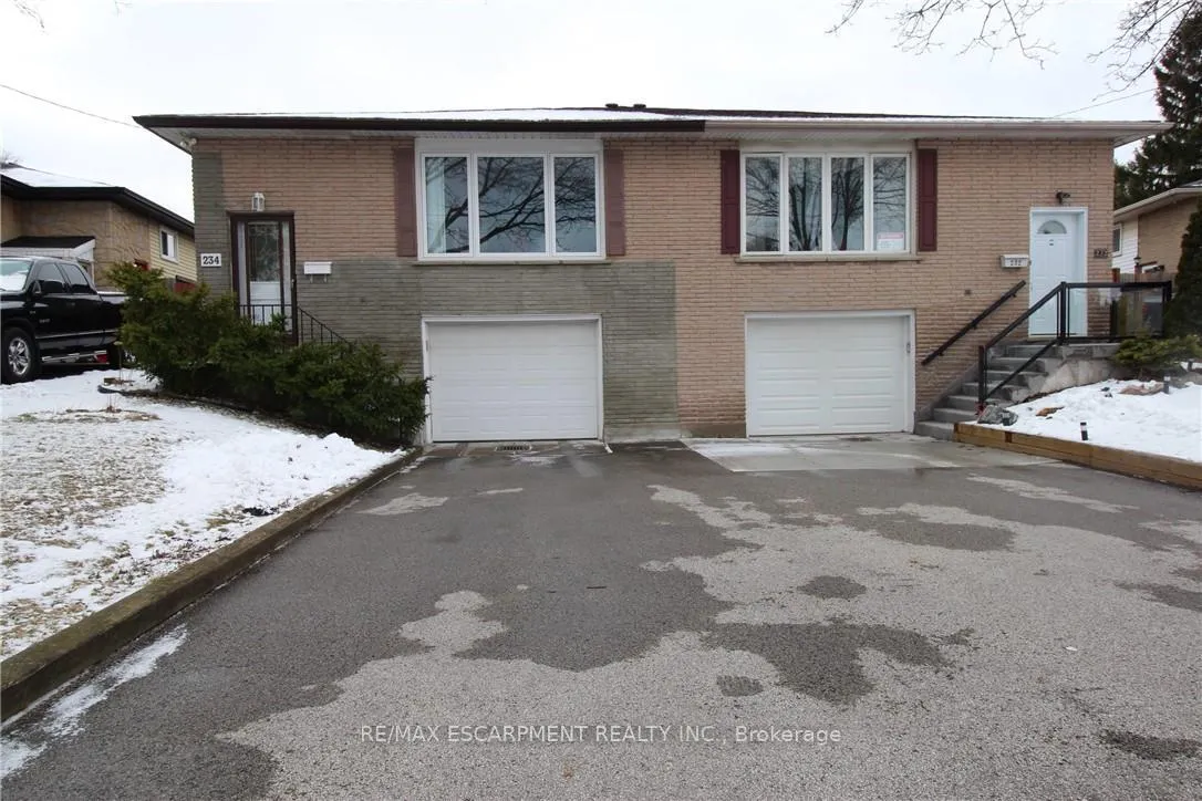 Photo 1 of 234 Greencedar Drive, Hamilton, Gurnett — HOMEH
