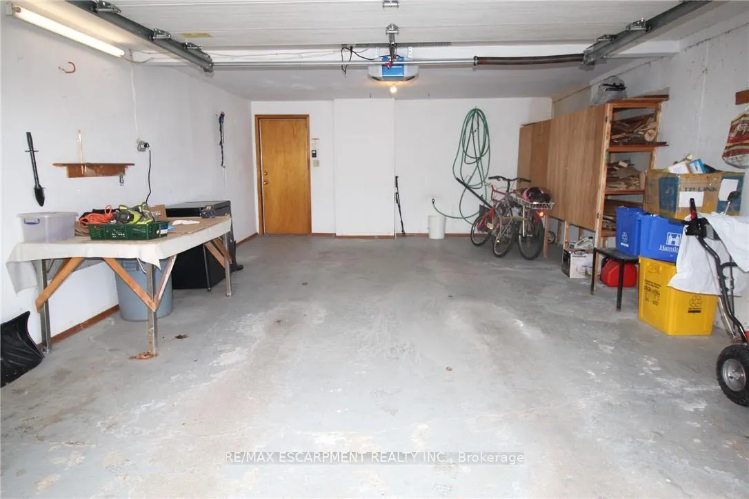 Photo 24 of 234 Greencedar Drive, Hamilton, Gurnett — HOMEH