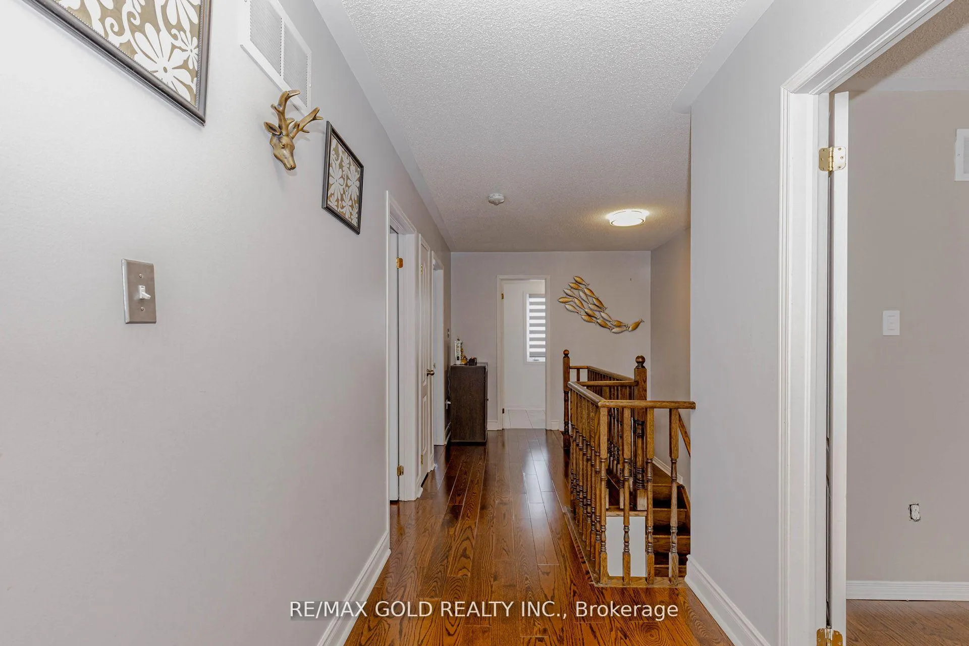 Photo 18 of 2 Oranmore Crescent, Brampton, Credit Valley — HOMEH