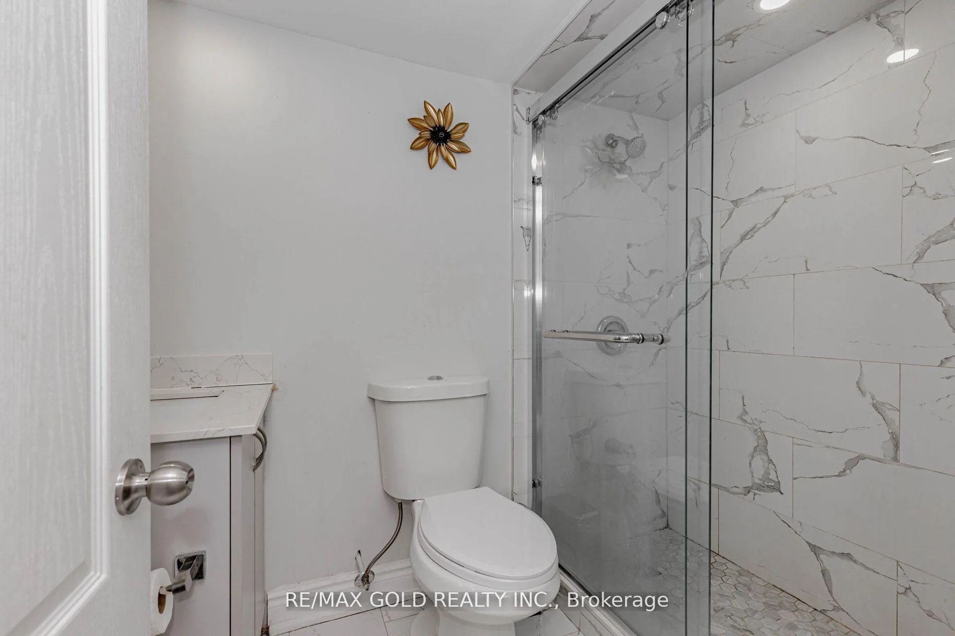 Photo 42 of 2 Oranmore Crescent, Brampton, Credit Valley — HOMEH