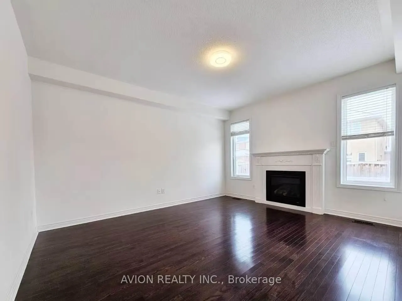 Photo 7 of 72 Eakin Mill Road, Markham, Wismer — HOMEH