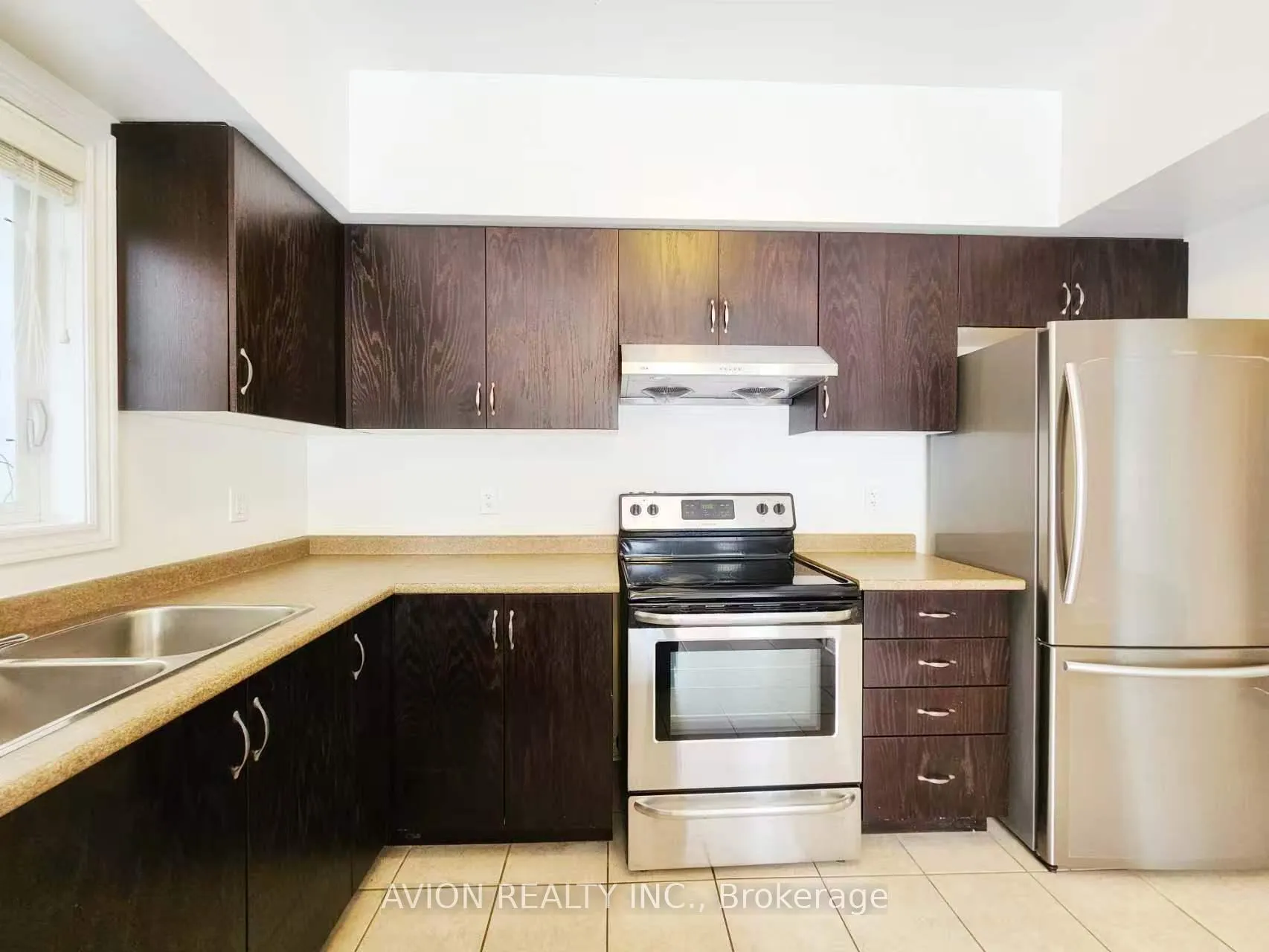 Photo 11 of 72 Eakin Mill Road, Markham, Wismer — HOMEH
