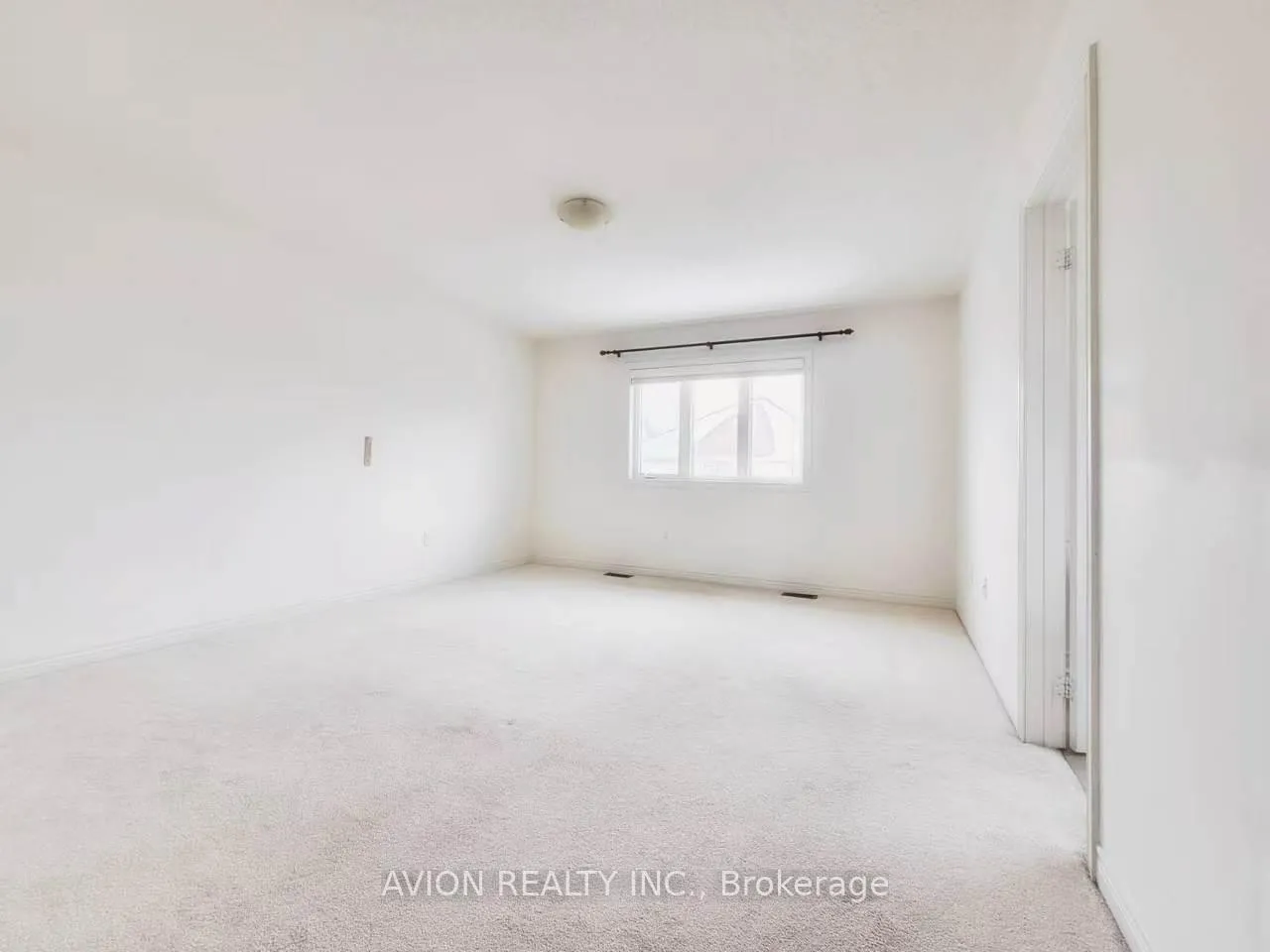 Photo 16 of 72 Eakin Mill Road, Markham, Wismer — HOMEH