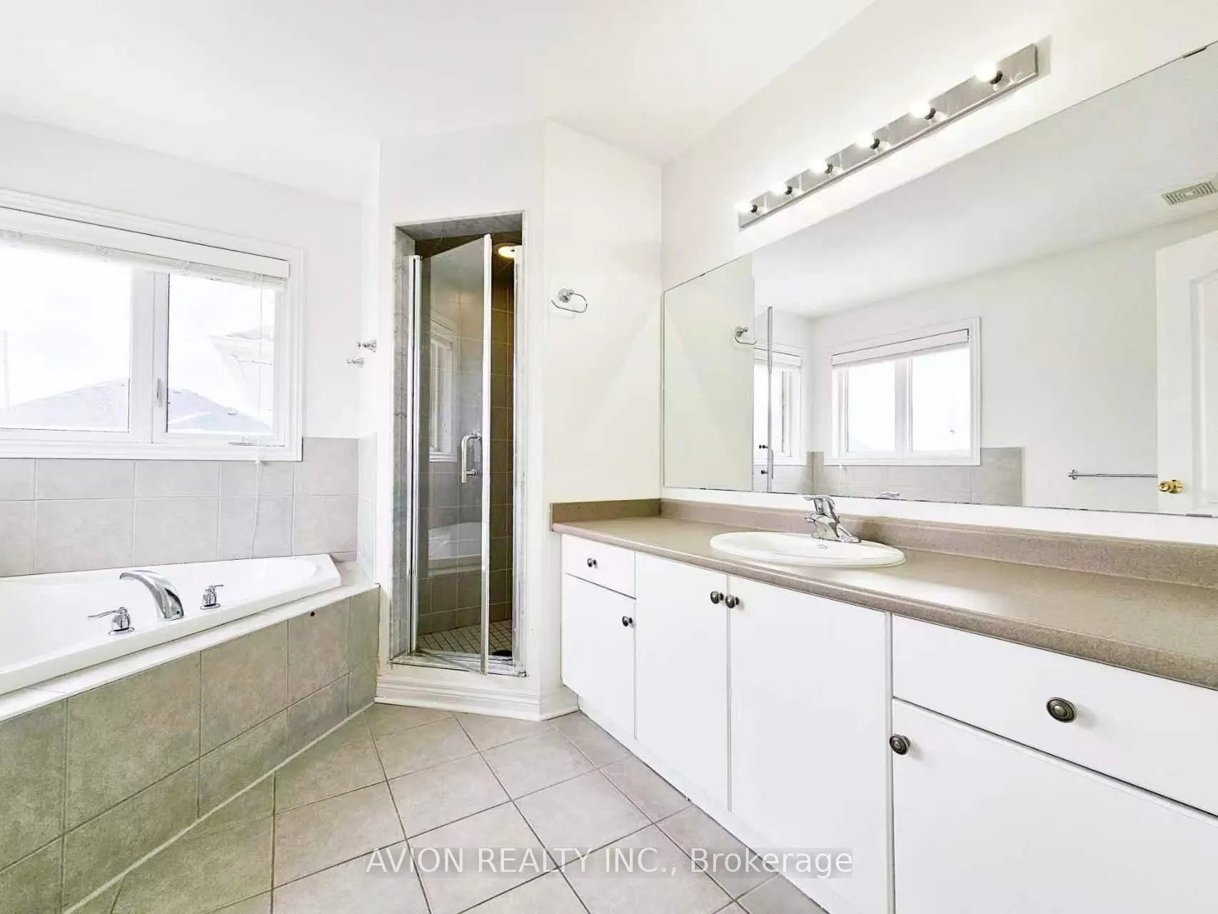 Photo 18 of 72 Eakin Mill Road, Markham, Wismer — HOMEH