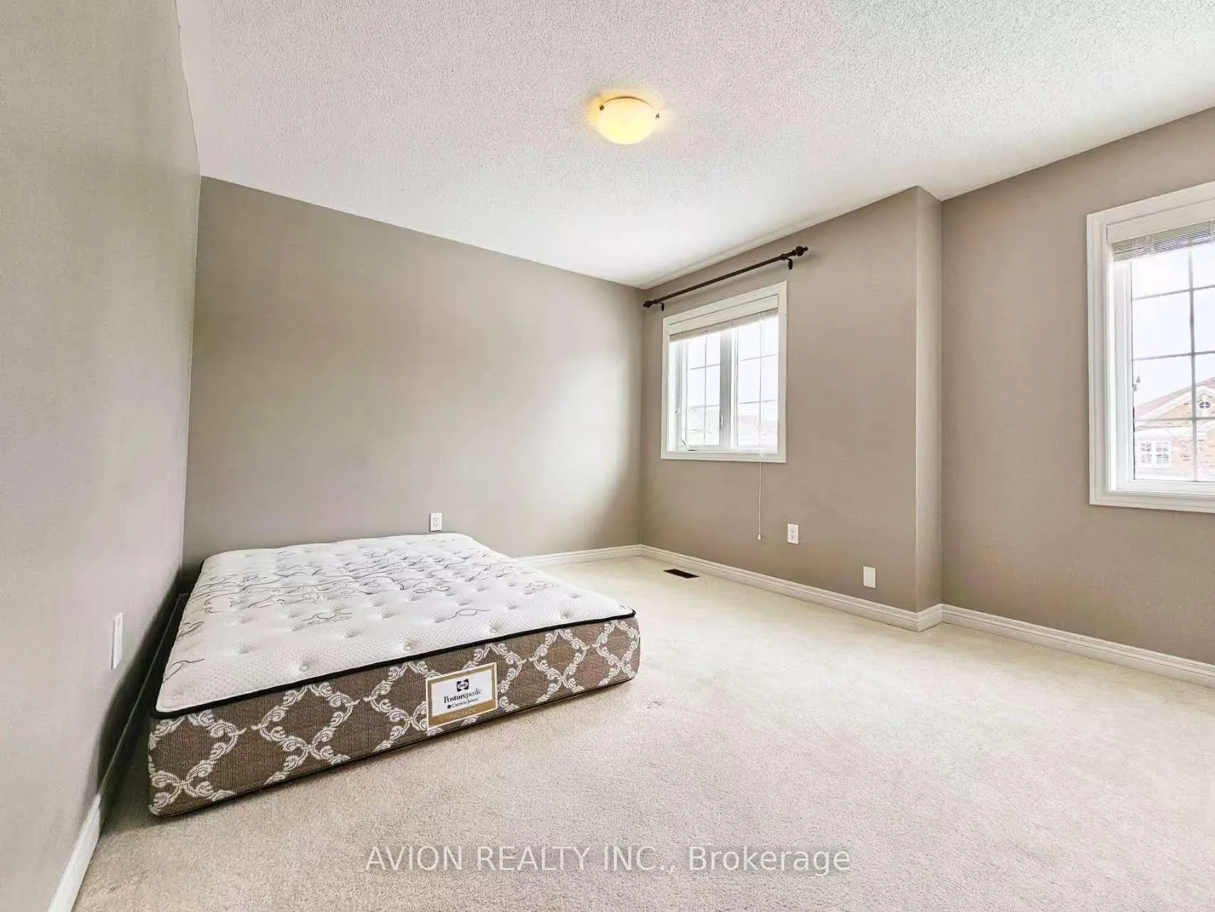 Photo 23 of 72 Eakin Mill Road, Markham, Wismer — HOMEH
