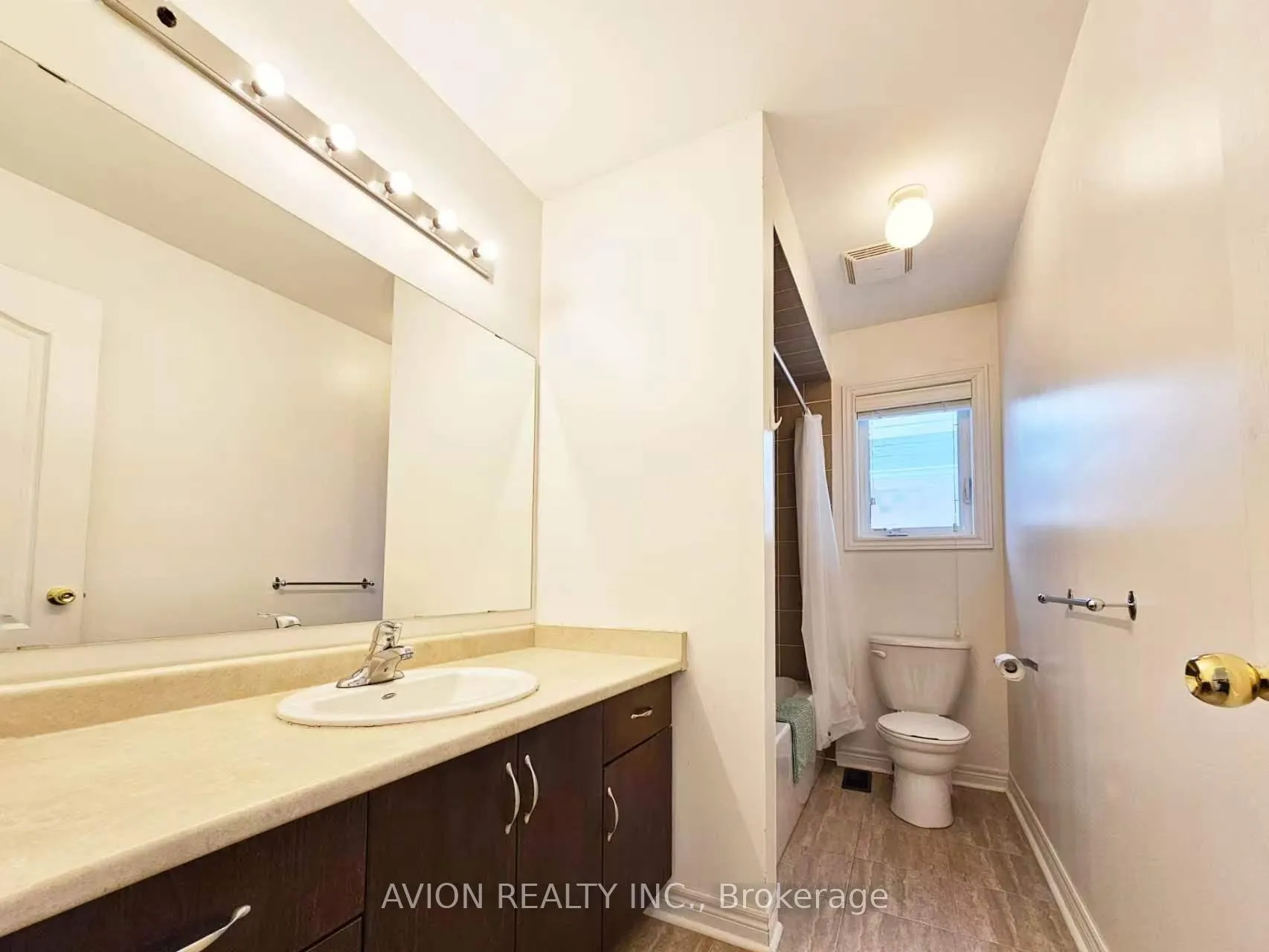 Photo 26 of 72 Eakin Mill Road, Markham, Wismer — HOMEH