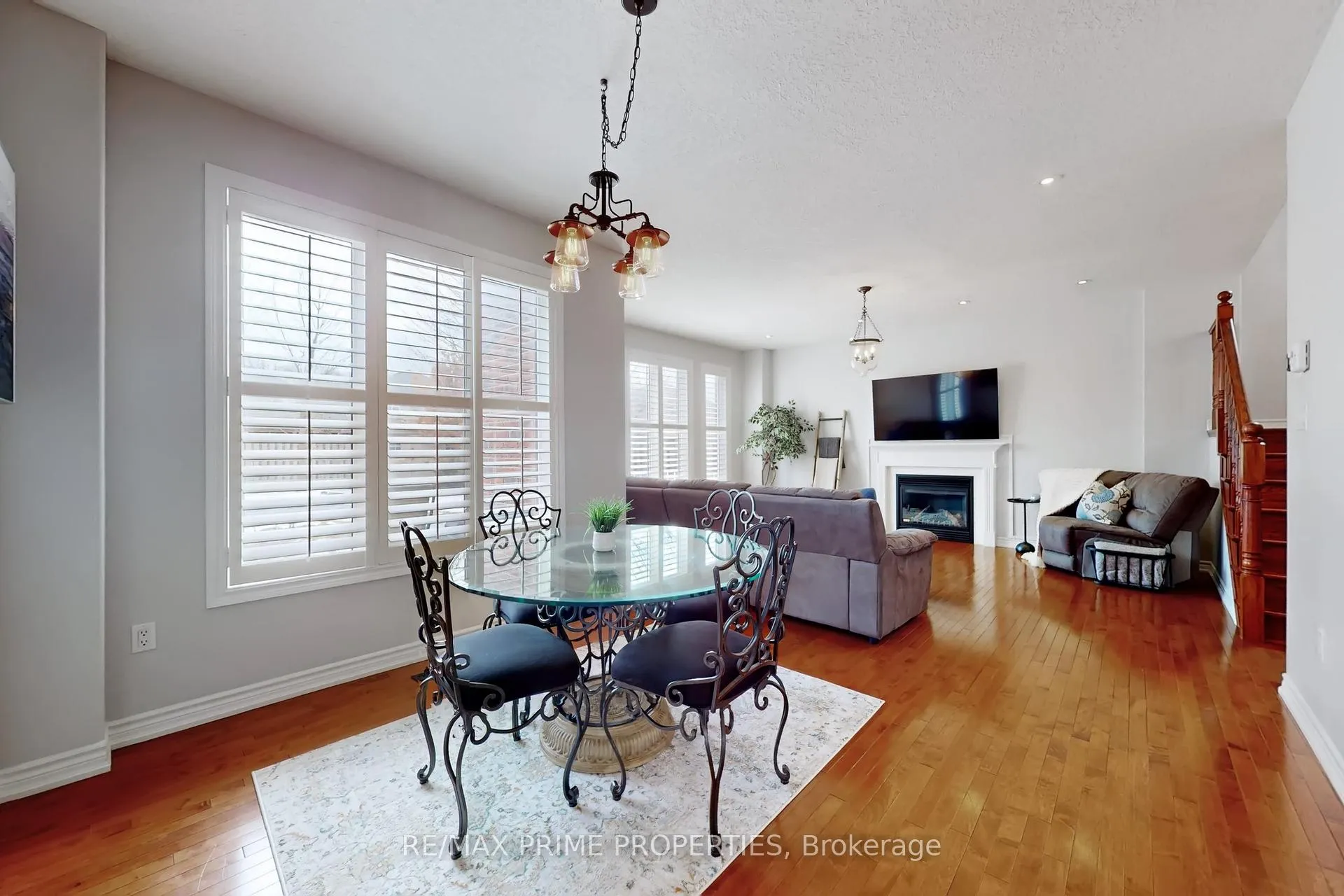 Photo 6 of 947 Booth Avenue, Innisfil, Alcona — HOMEH