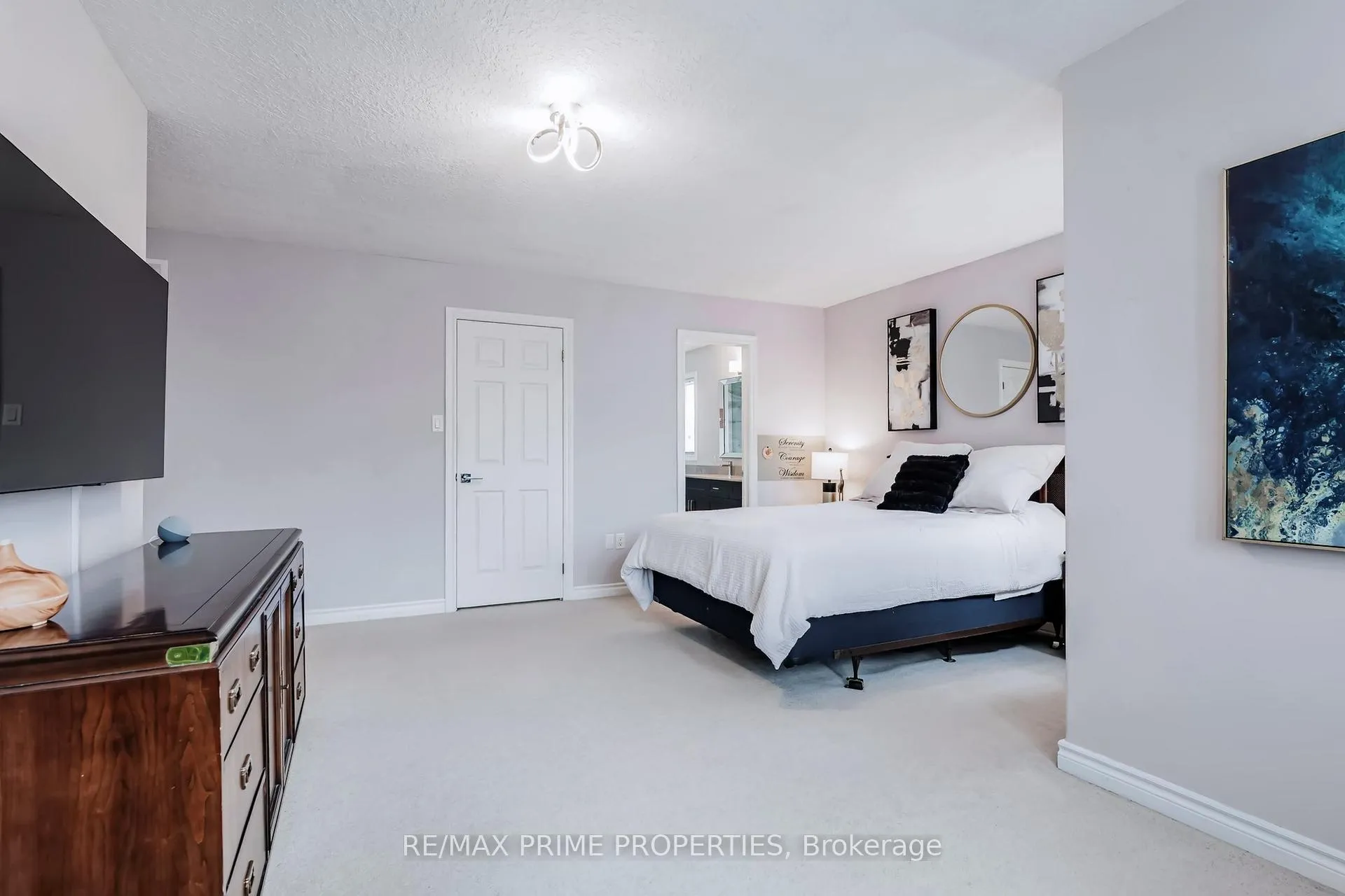 Photo 21 of 947 Booth Avenue, Innisfil, Alcona — HOMEH