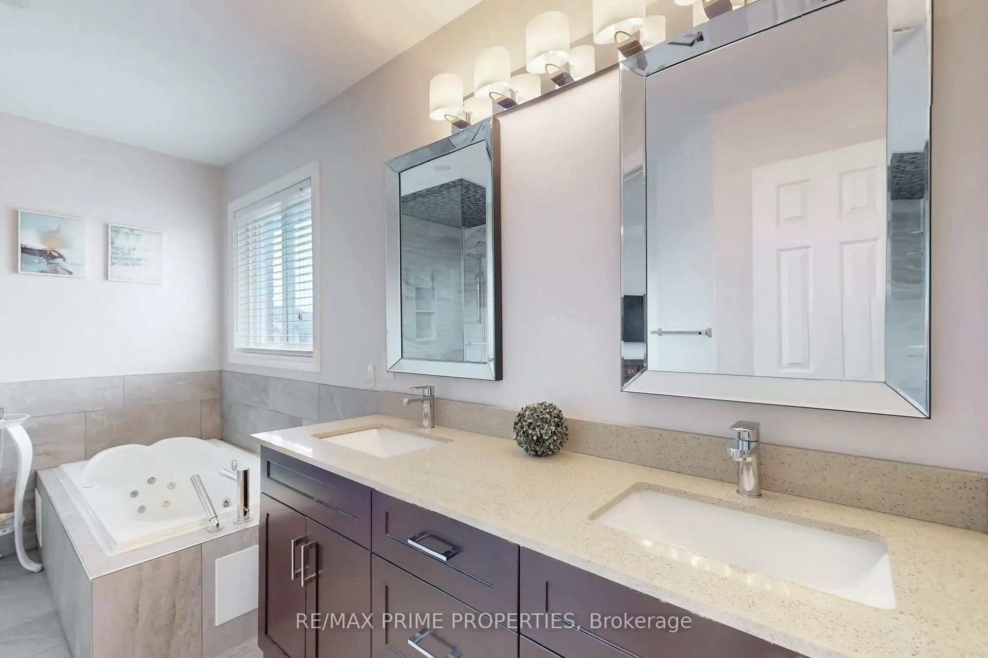 Photo 23 of 947 Booth Avenue, Innisfil, Alcona — HOMEH