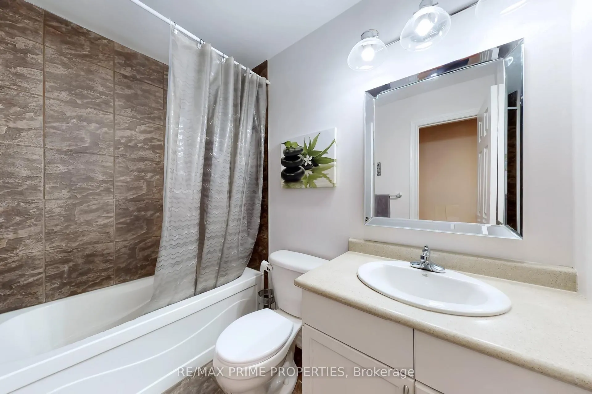 Photo 35 of 947 Booth Avenue, Innisfil, Alcona — HOMEH