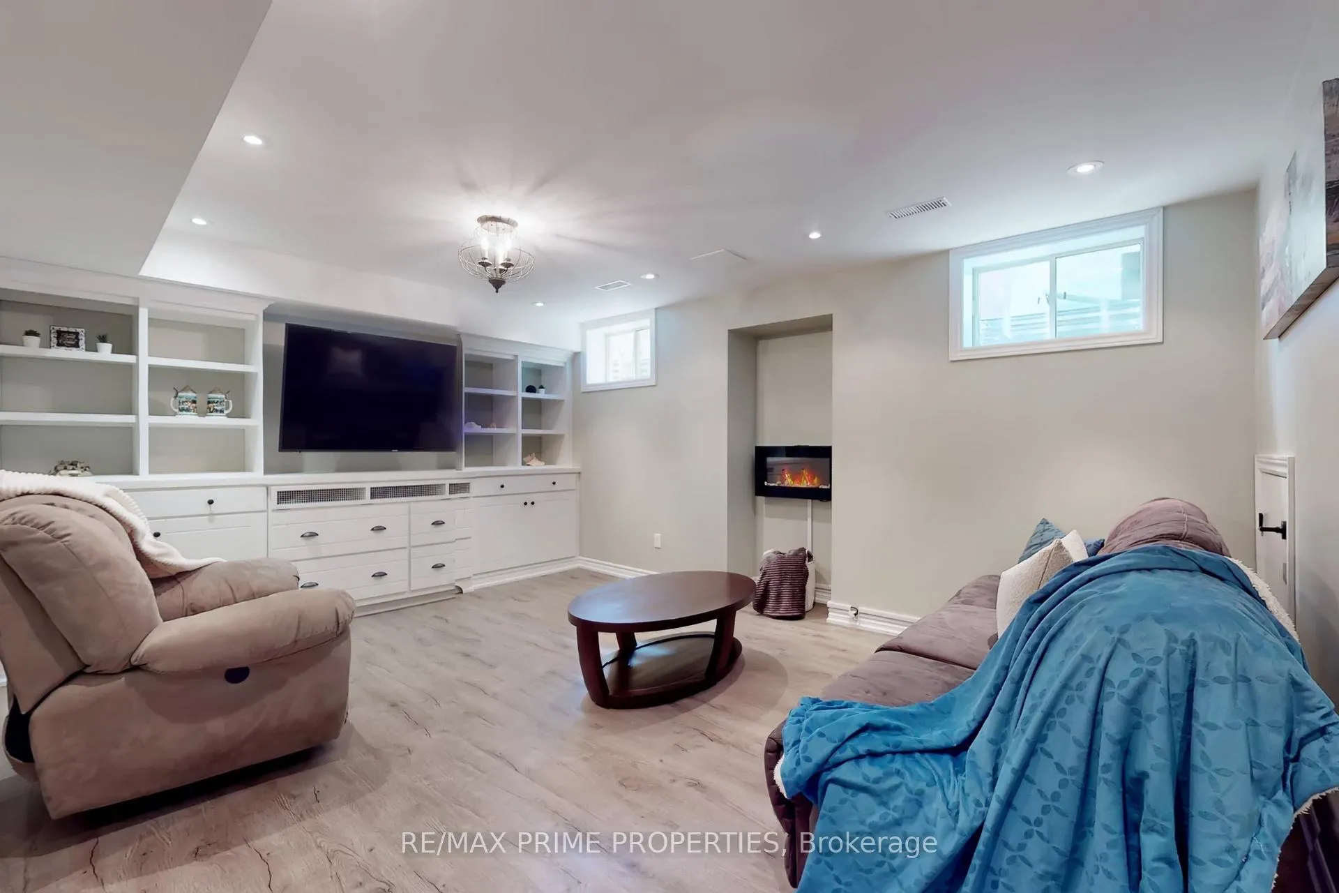 Photo 36 of 947 Booth Avenue, Innisfil, Alcona — HOMEH