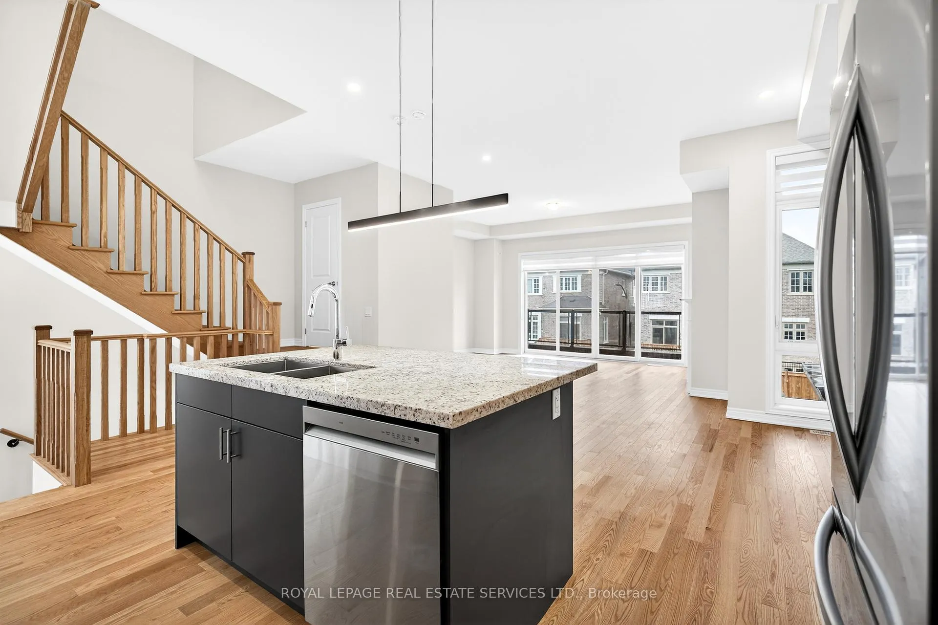 Photo 10 of Unit Unit 1, 3207 Sixth Line, Oakville, Glenorchy — HOMEH