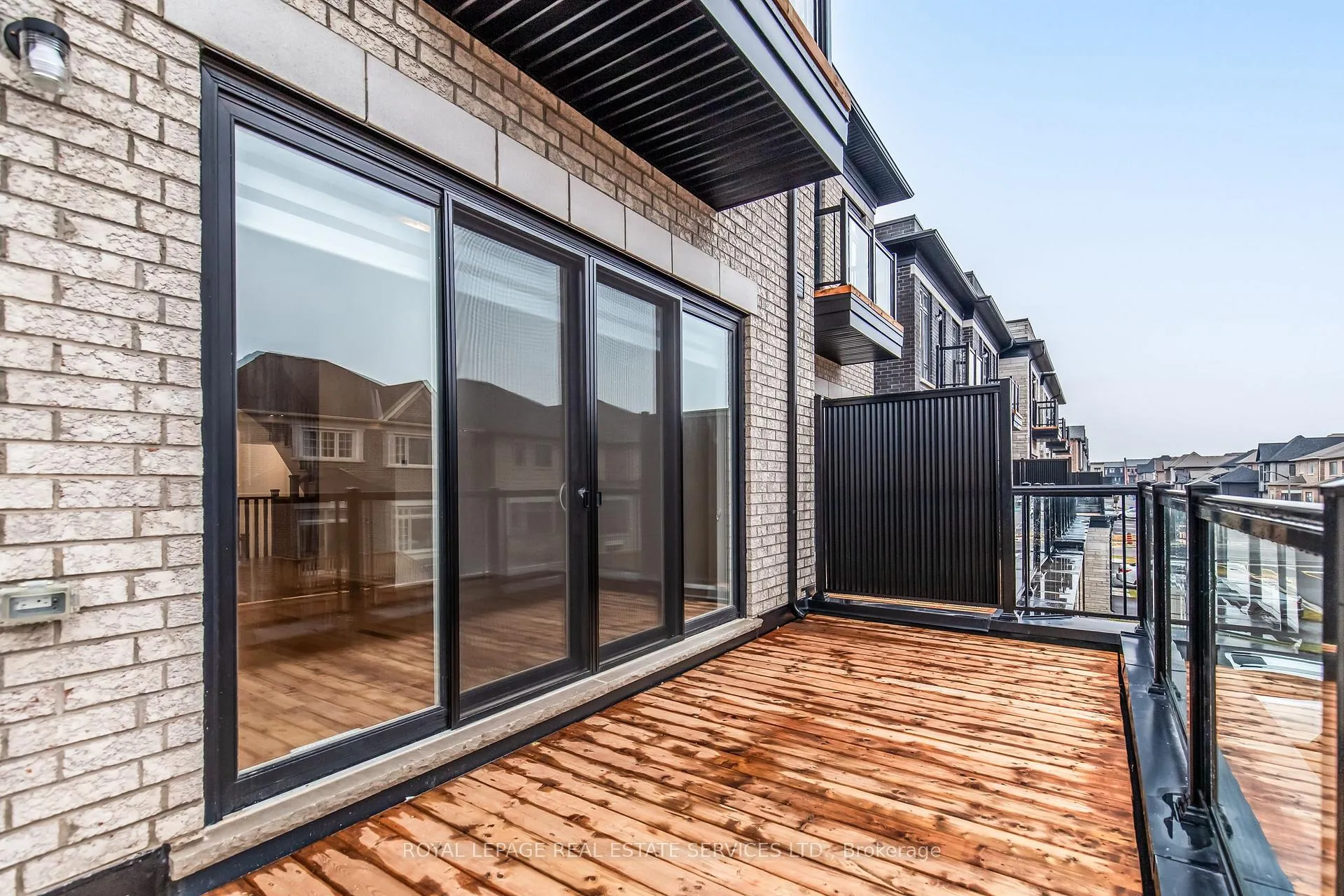 Photo 19 of Unit Unit 1, 3207 Sixth Line, Oakville, Glenorchy — HOMEH