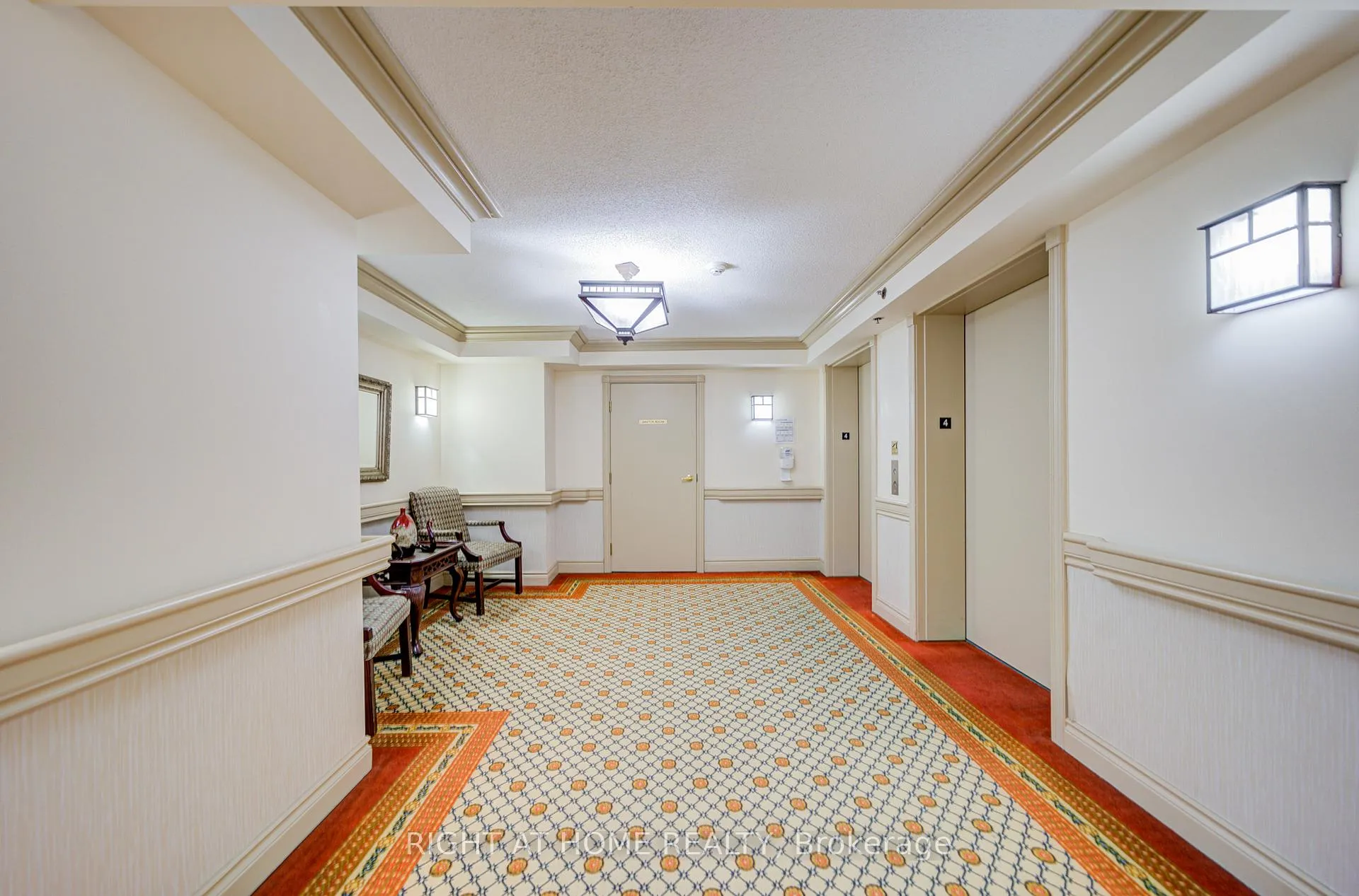 Photo 7 of Unit 2406, 100 Burloak Drive, Burlington, Appleby — HOMEH