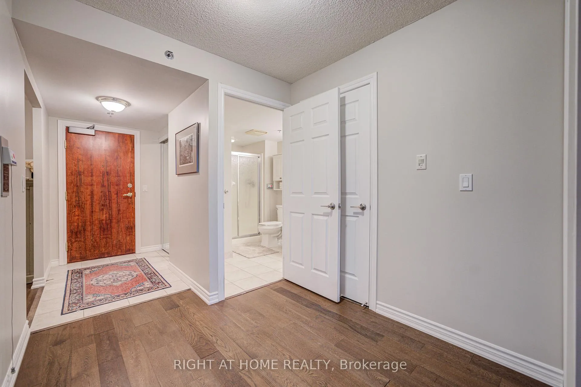 Photo 31 of Unit 2406, 100 Burloak Drive, Burlington, Appleby — HOMEH